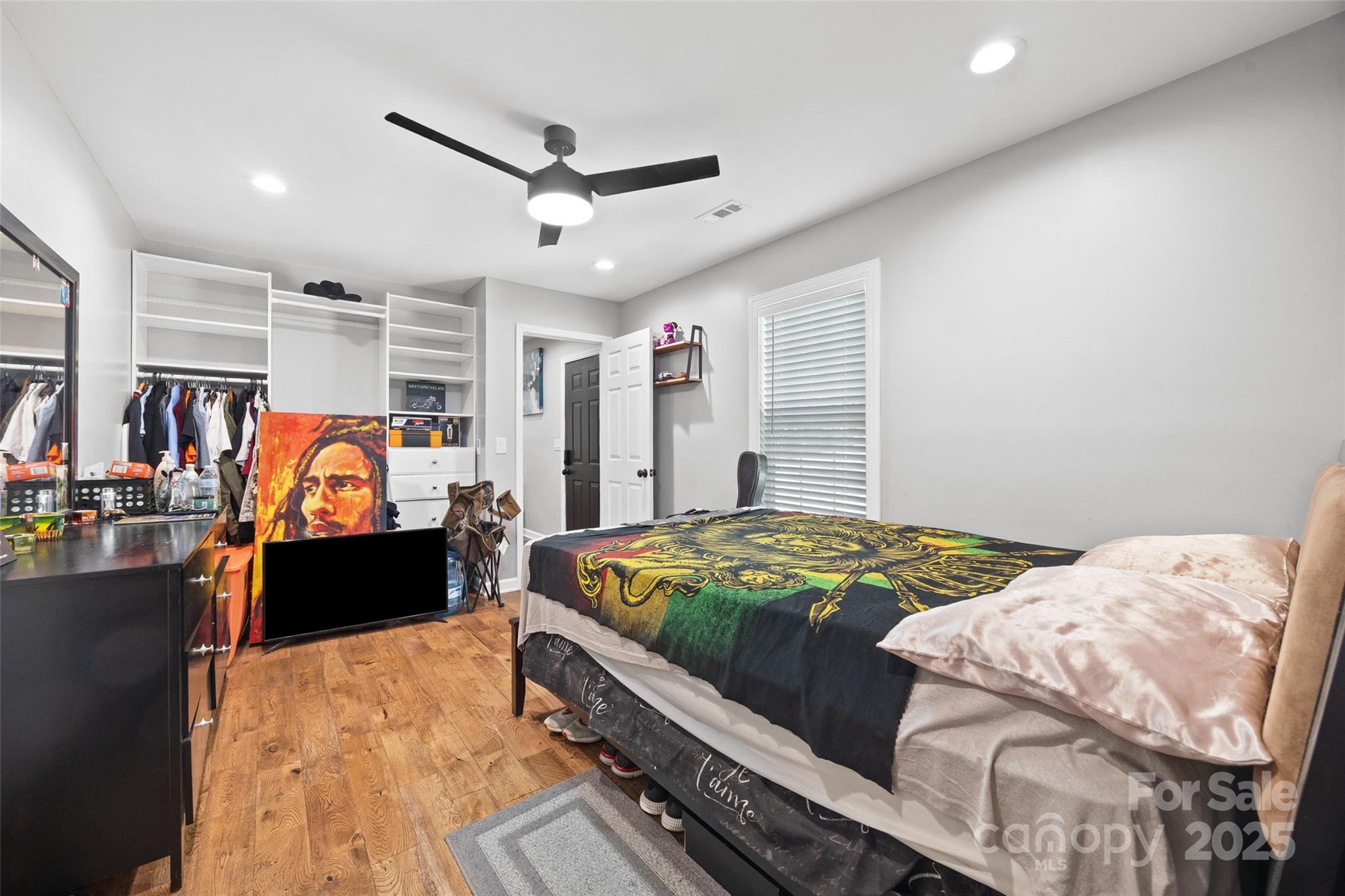 2006 Killarney Place Property Photo 4