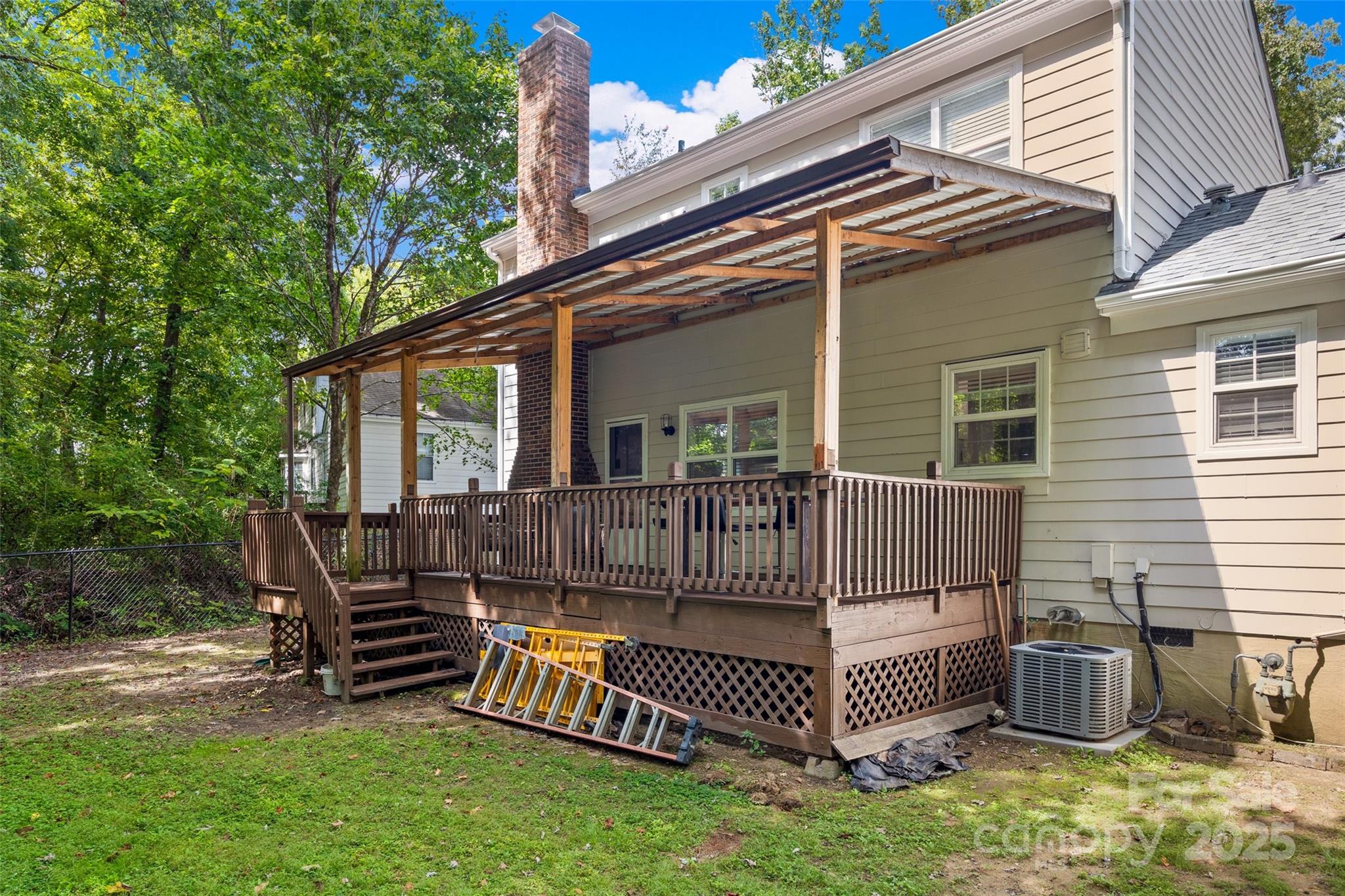 2006 Killarney Place Property Photo 23