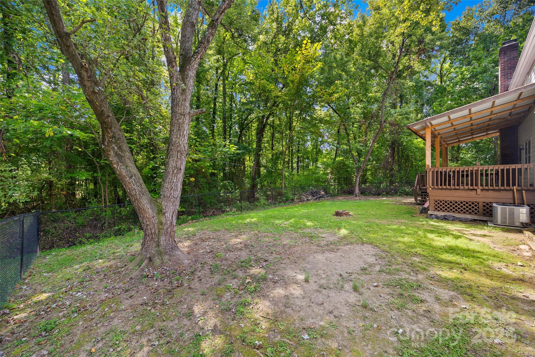 2006 Killarney Place Property Photo 25