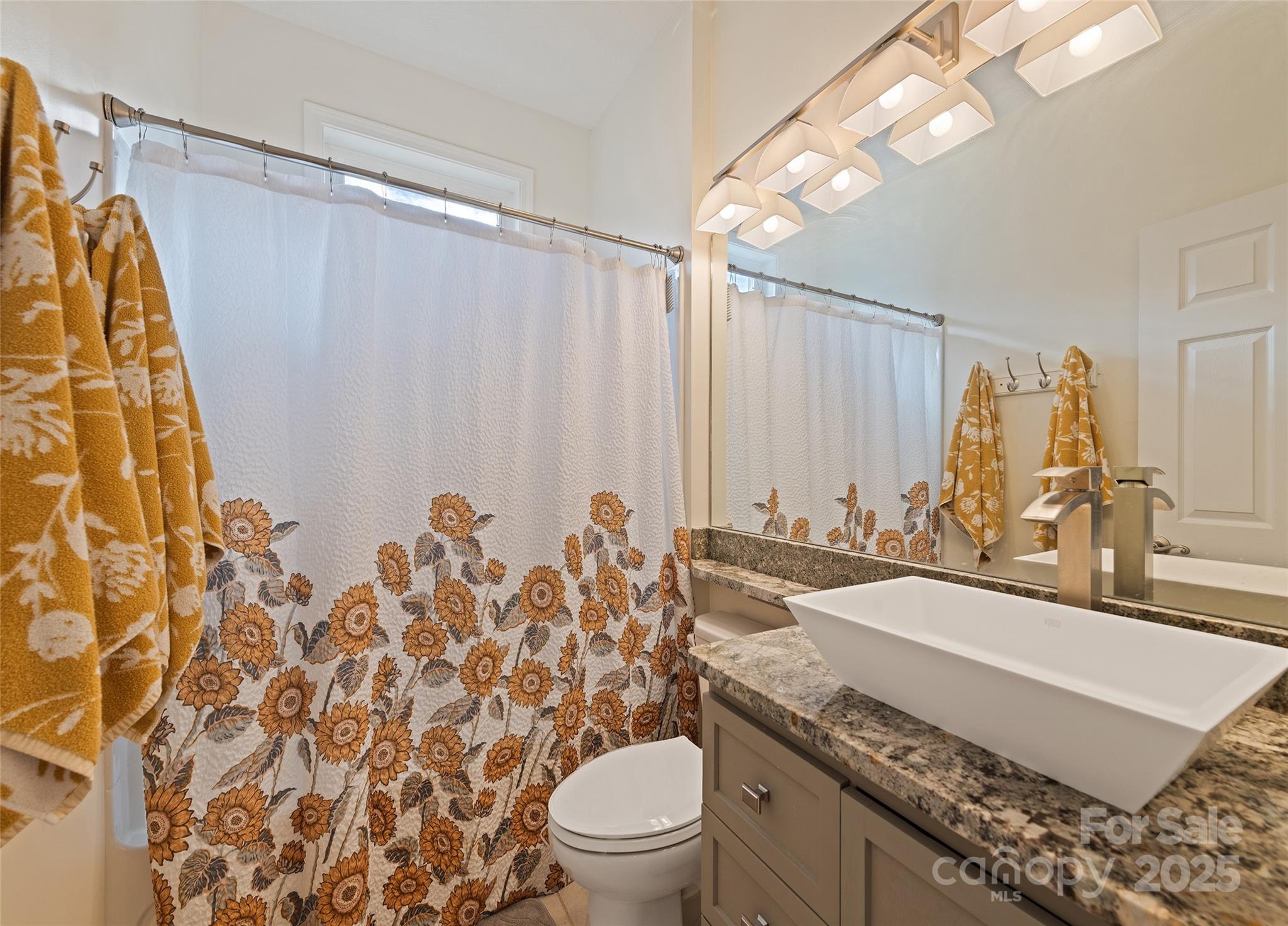 966 Coyote Hollow Road Property Photo 17