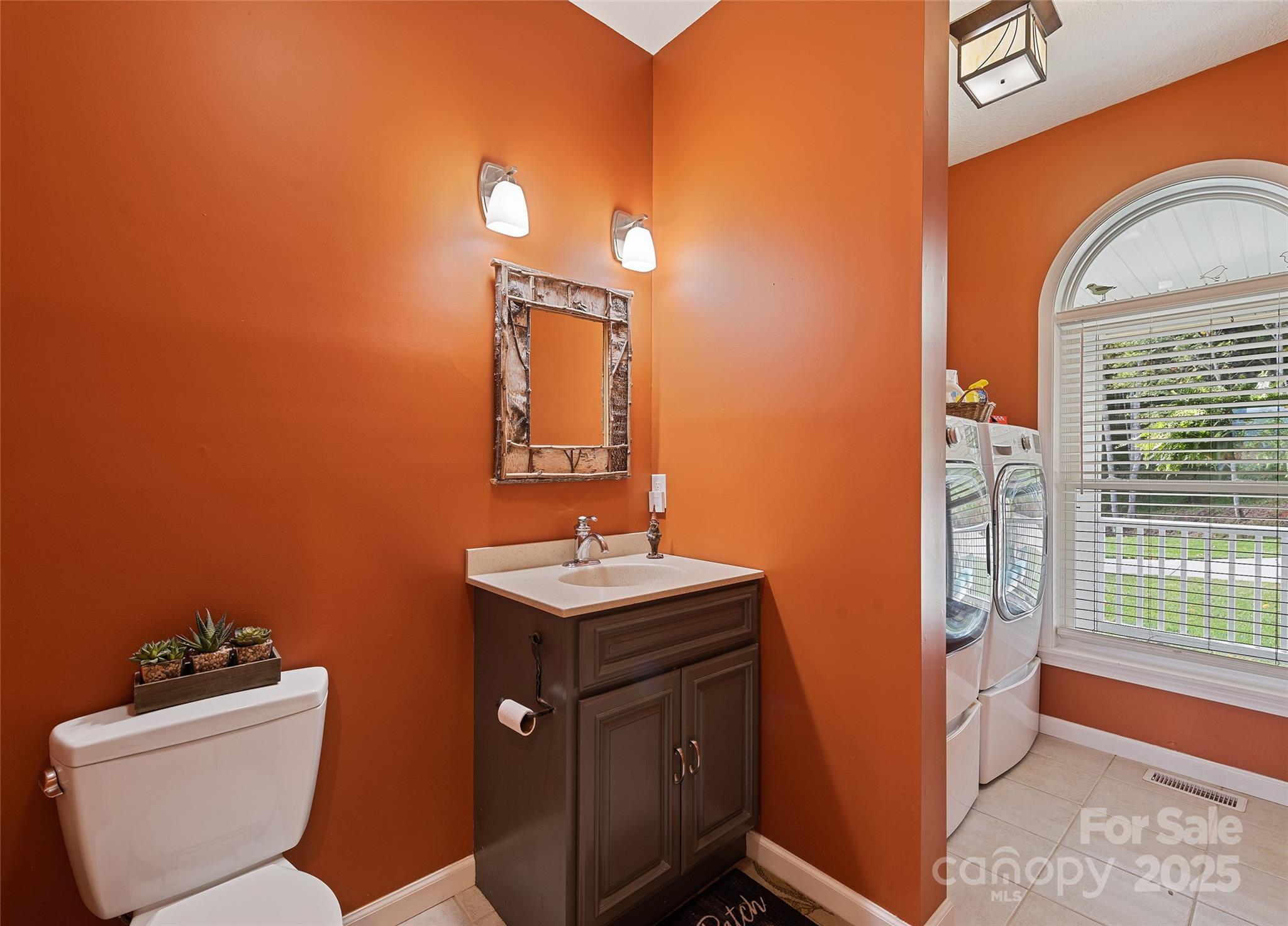 966 Coyote Hollow Road Property Photo 19