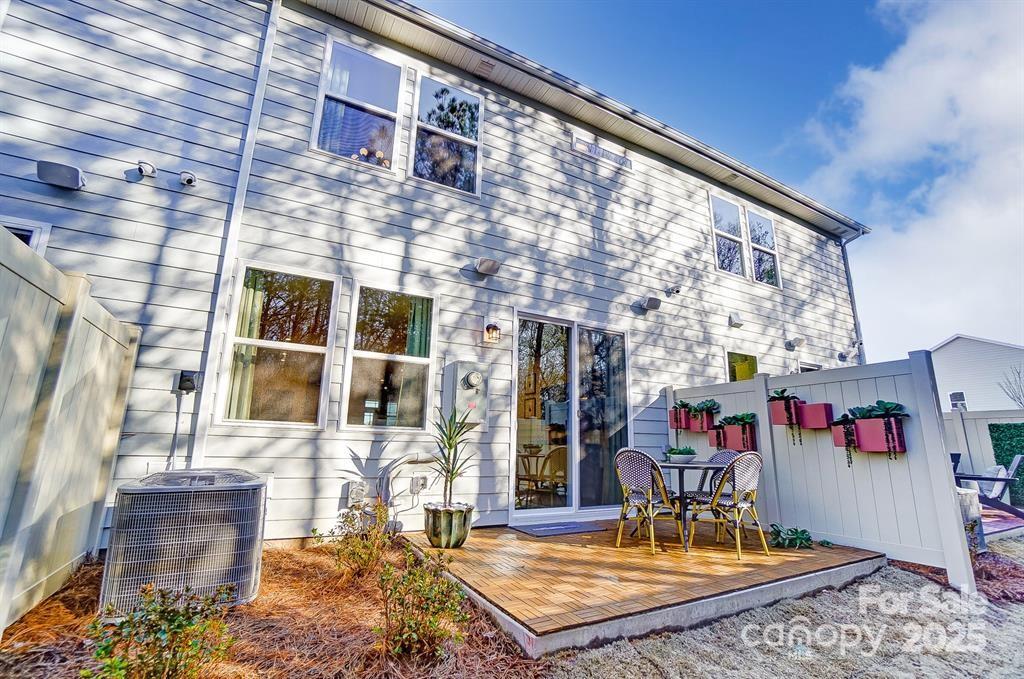 629 Cassidy Court Property Photo 15