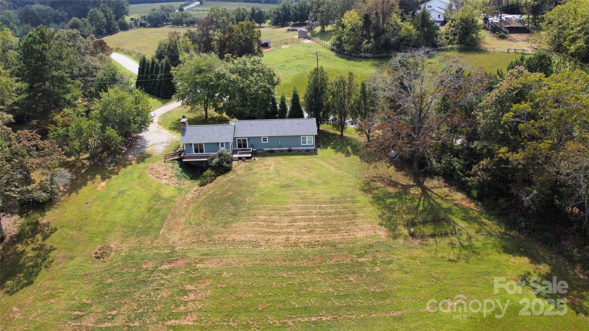 100 Gilbert Road Property Photo 3