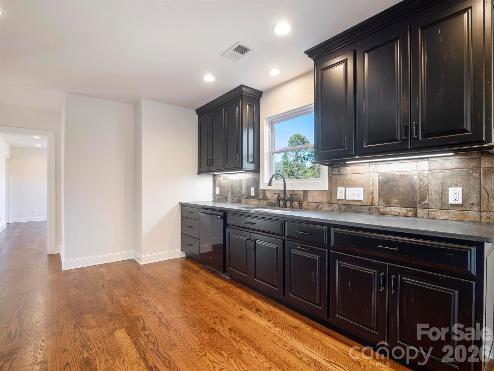 100 Gilbert Road Property Photo 14