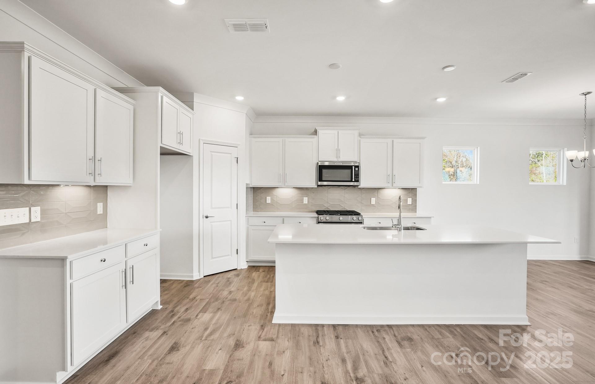 14209 New Crest Drive 146 Property Photo 5