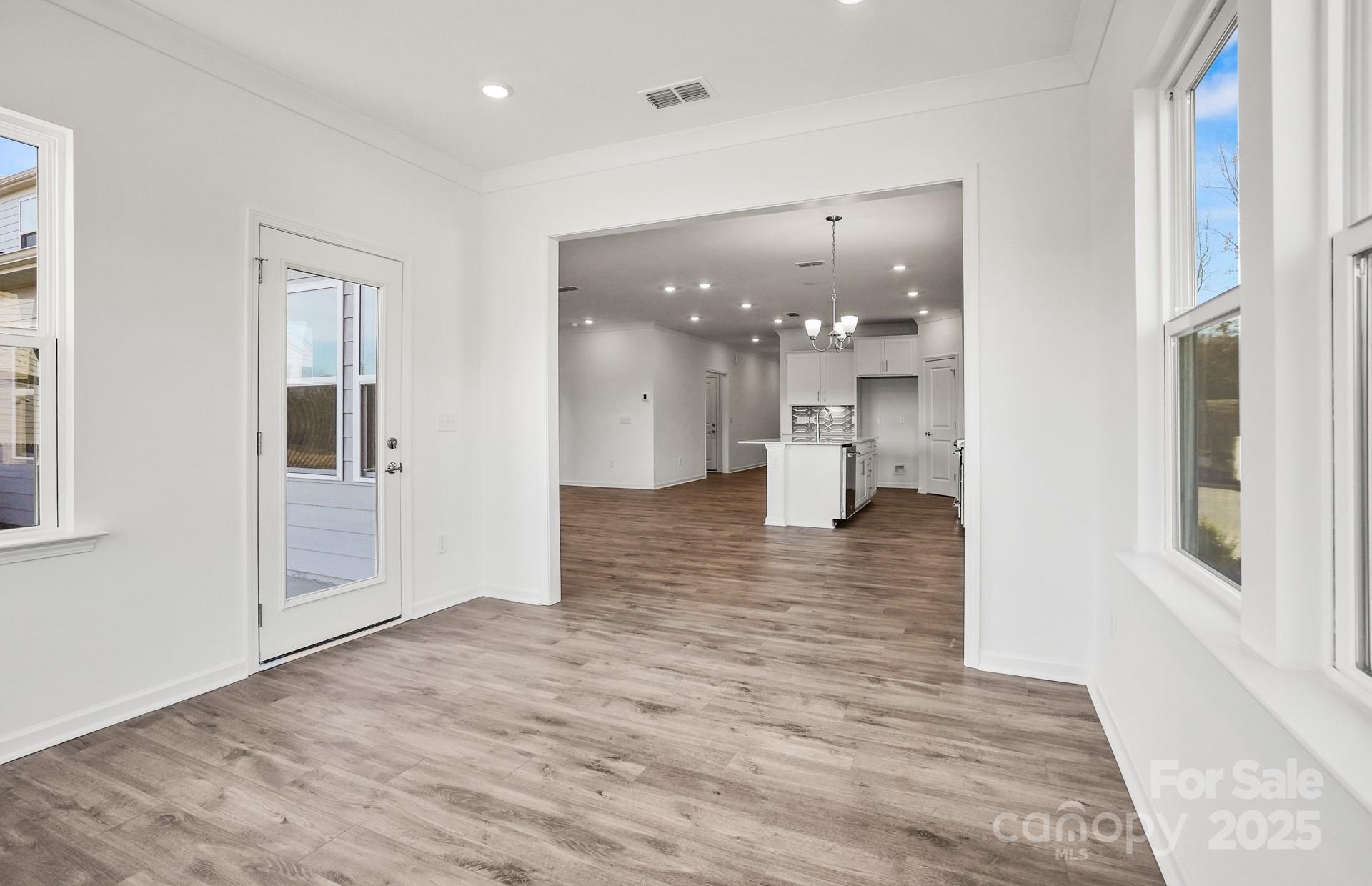 14209 New Crest Drive 146 Property Photo 11