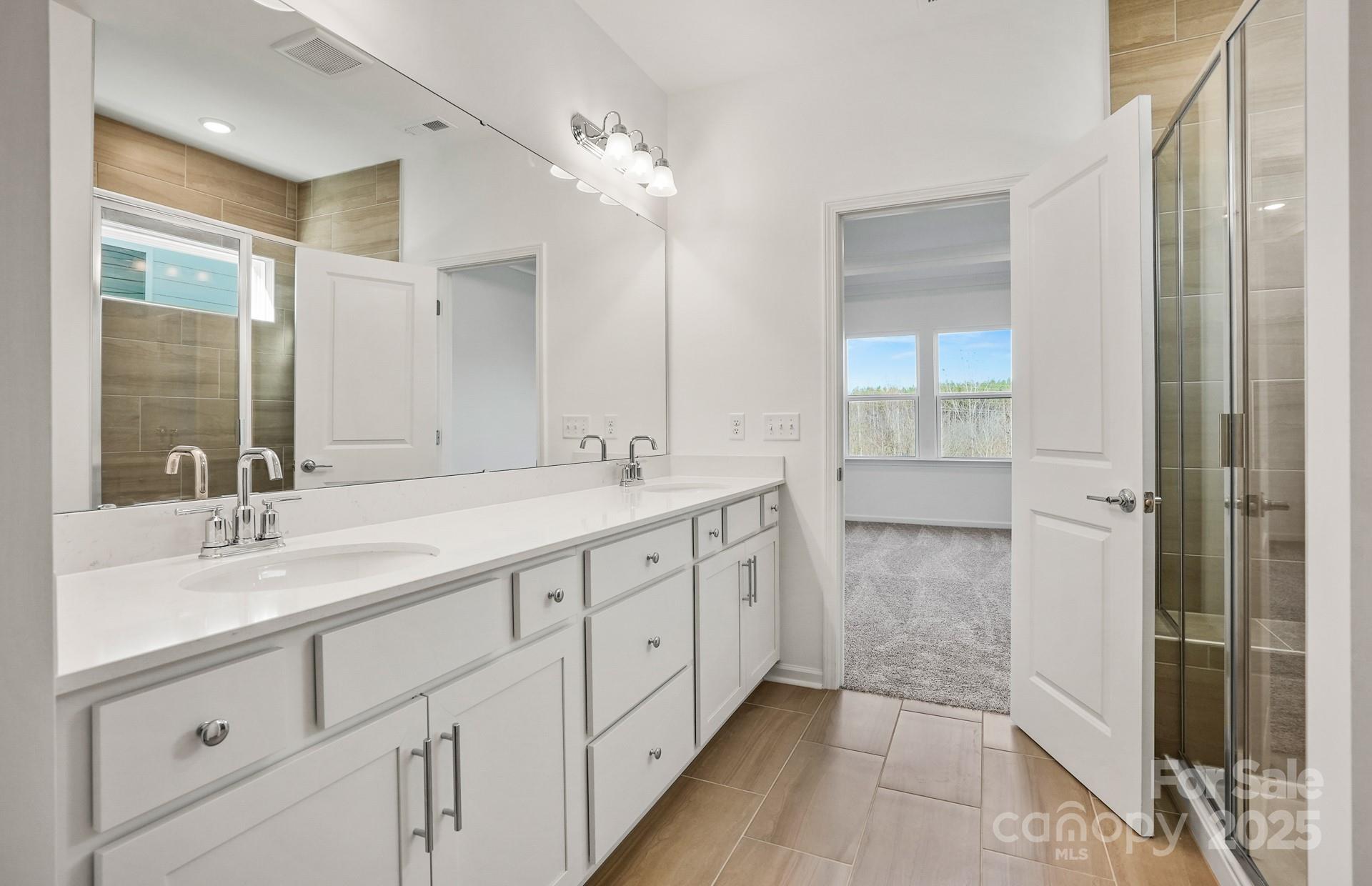 14209 New Crest Drive 146 Property Photo 15