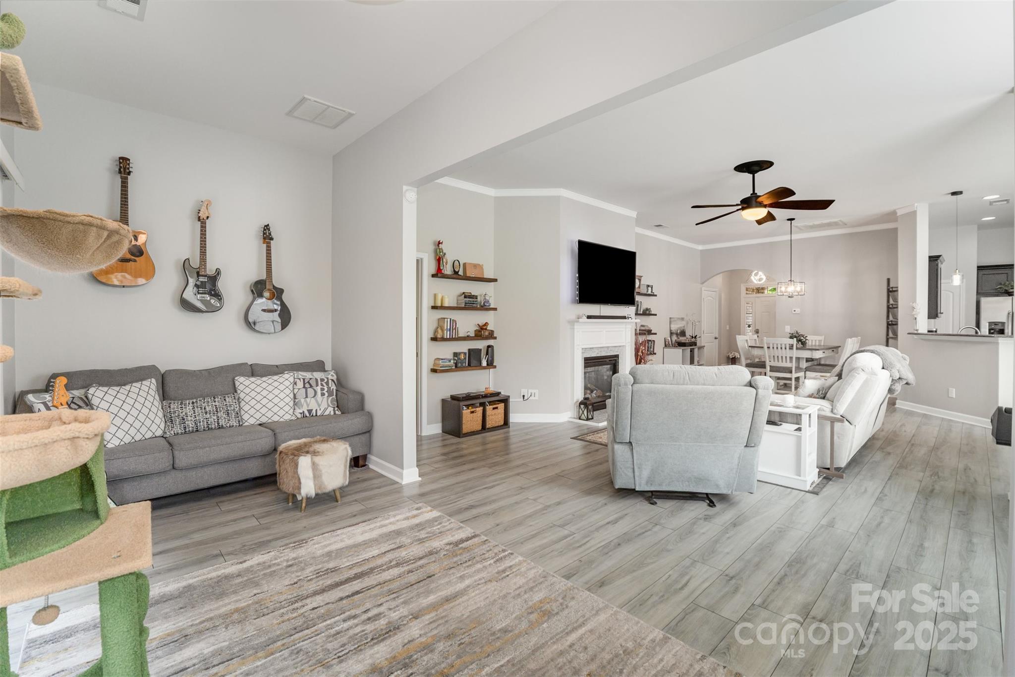 8708 Artesa Mill Lane Property Photo 11