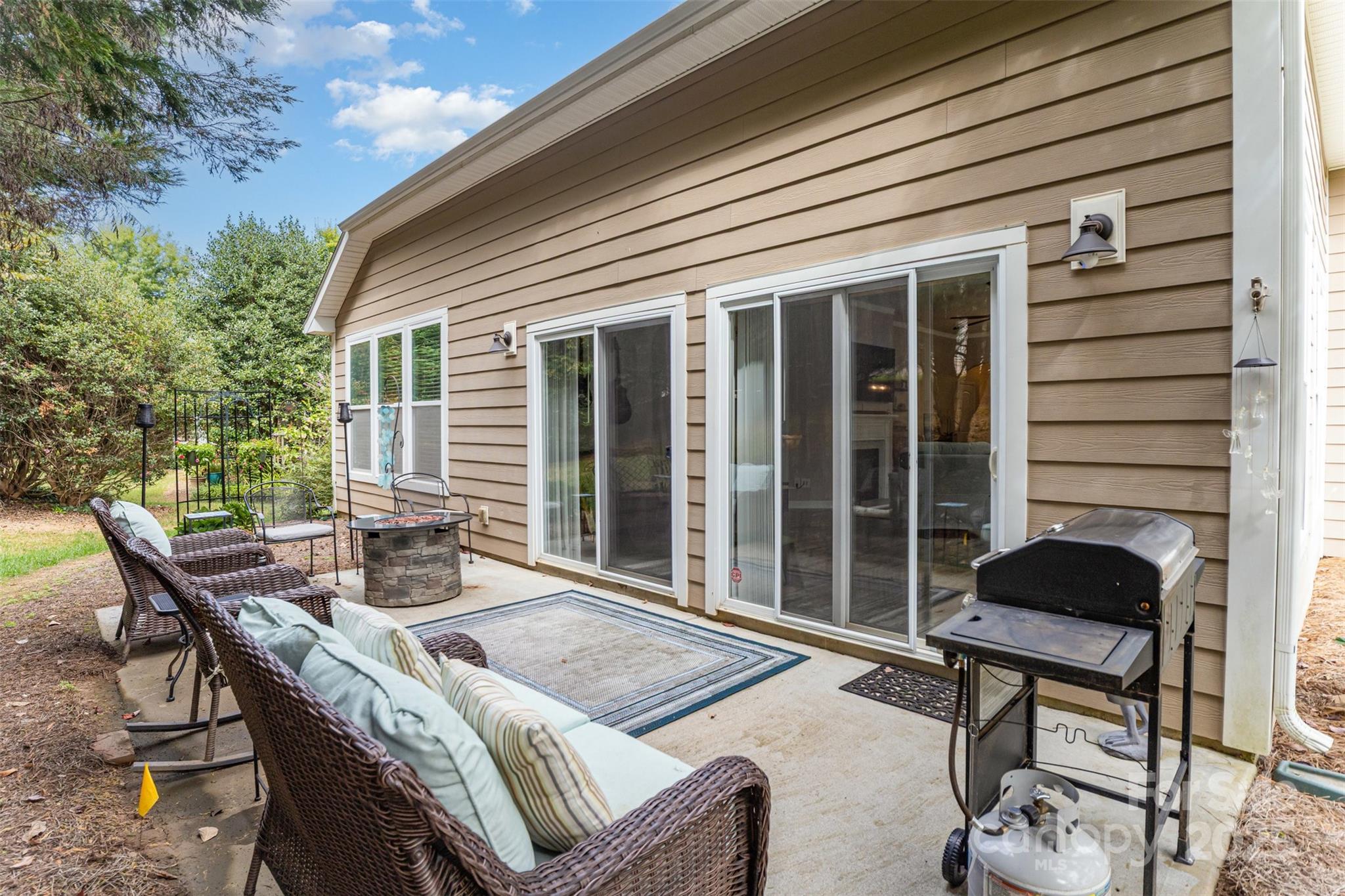 8708 Artesa Mill Lane Property Photo 27