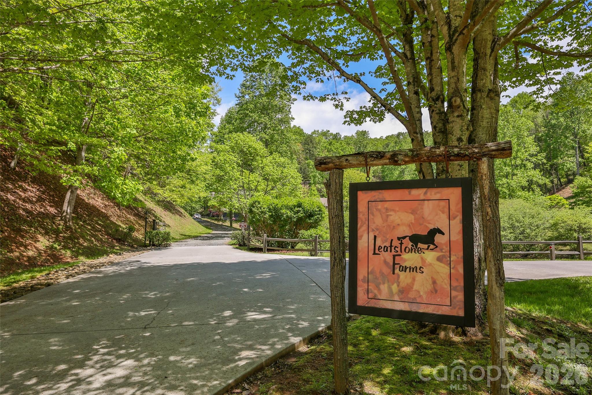 1283 Leafstone Circle Property Photo 1