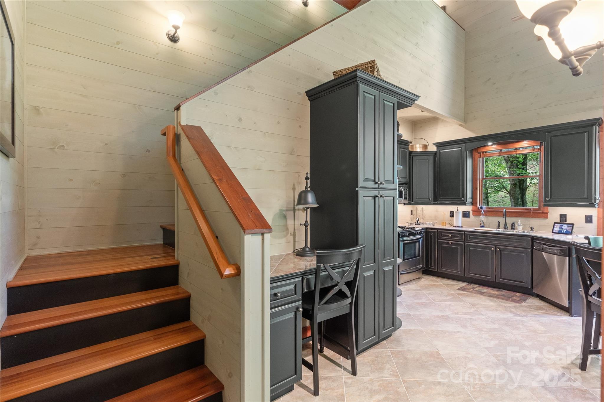 1283 Leafstone Circle Property Photo 12