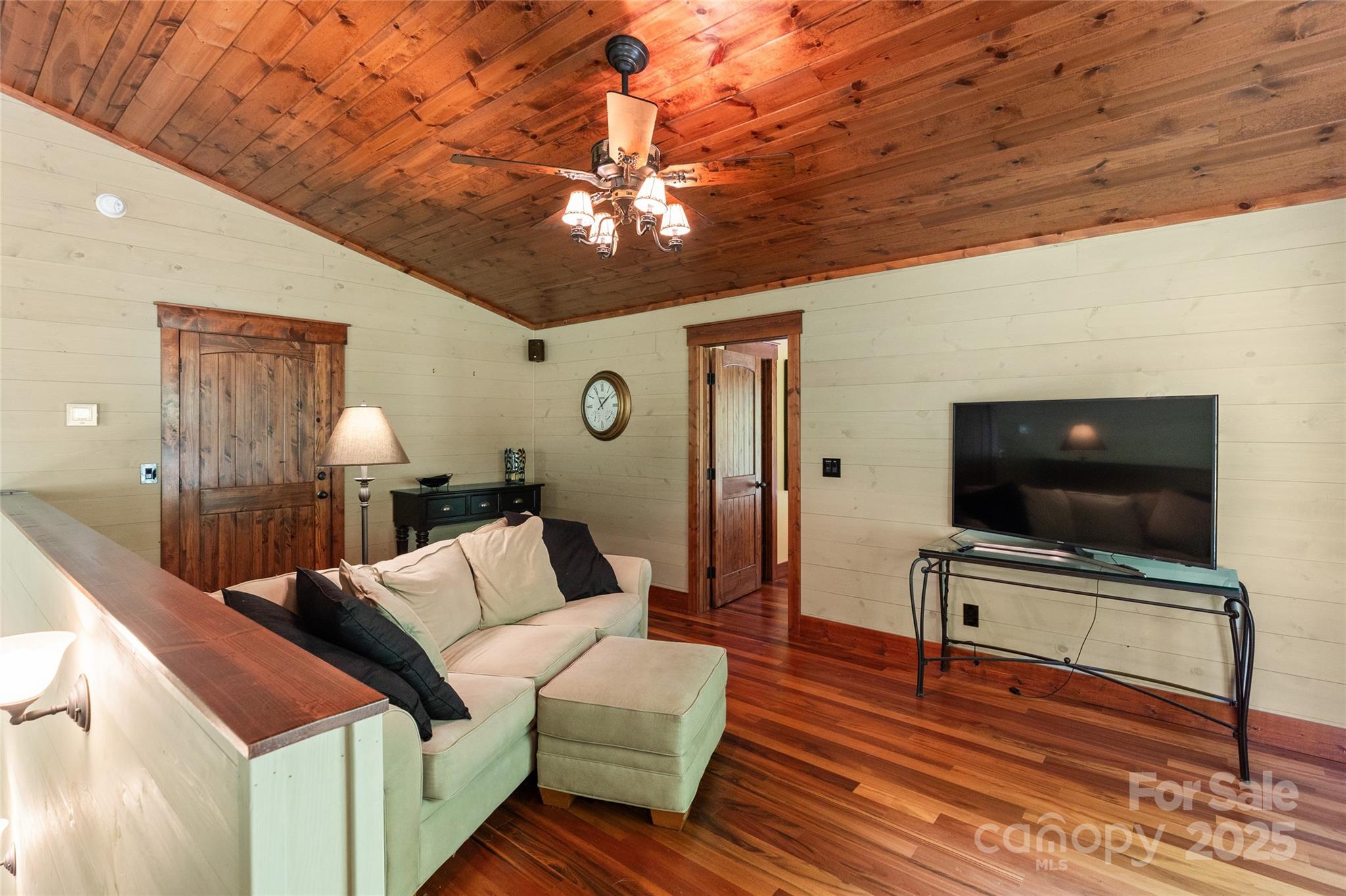 1283 Leafstone Circle Property Photo 15