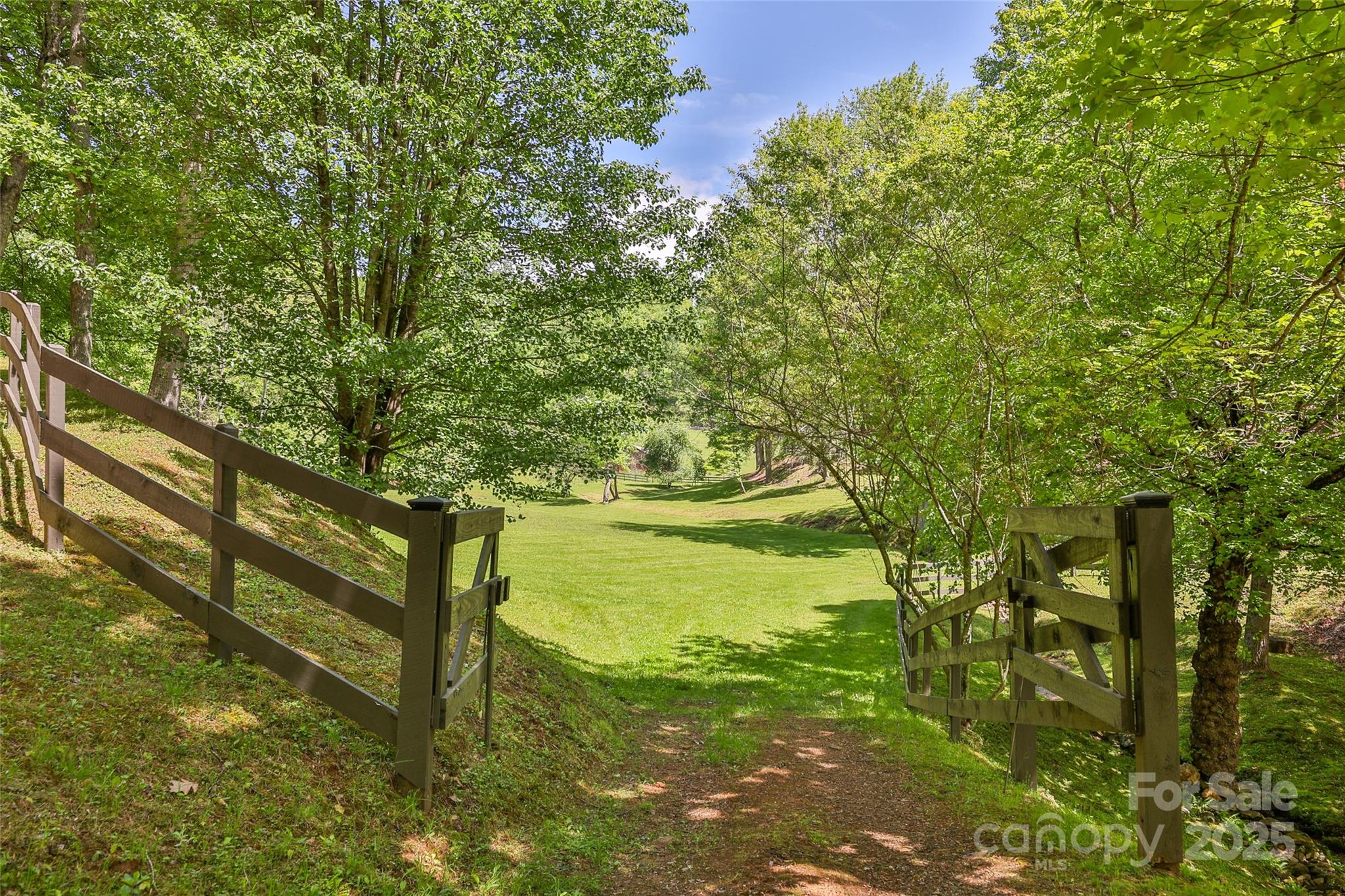 1283 Leafstone Circle Property Photo 44
