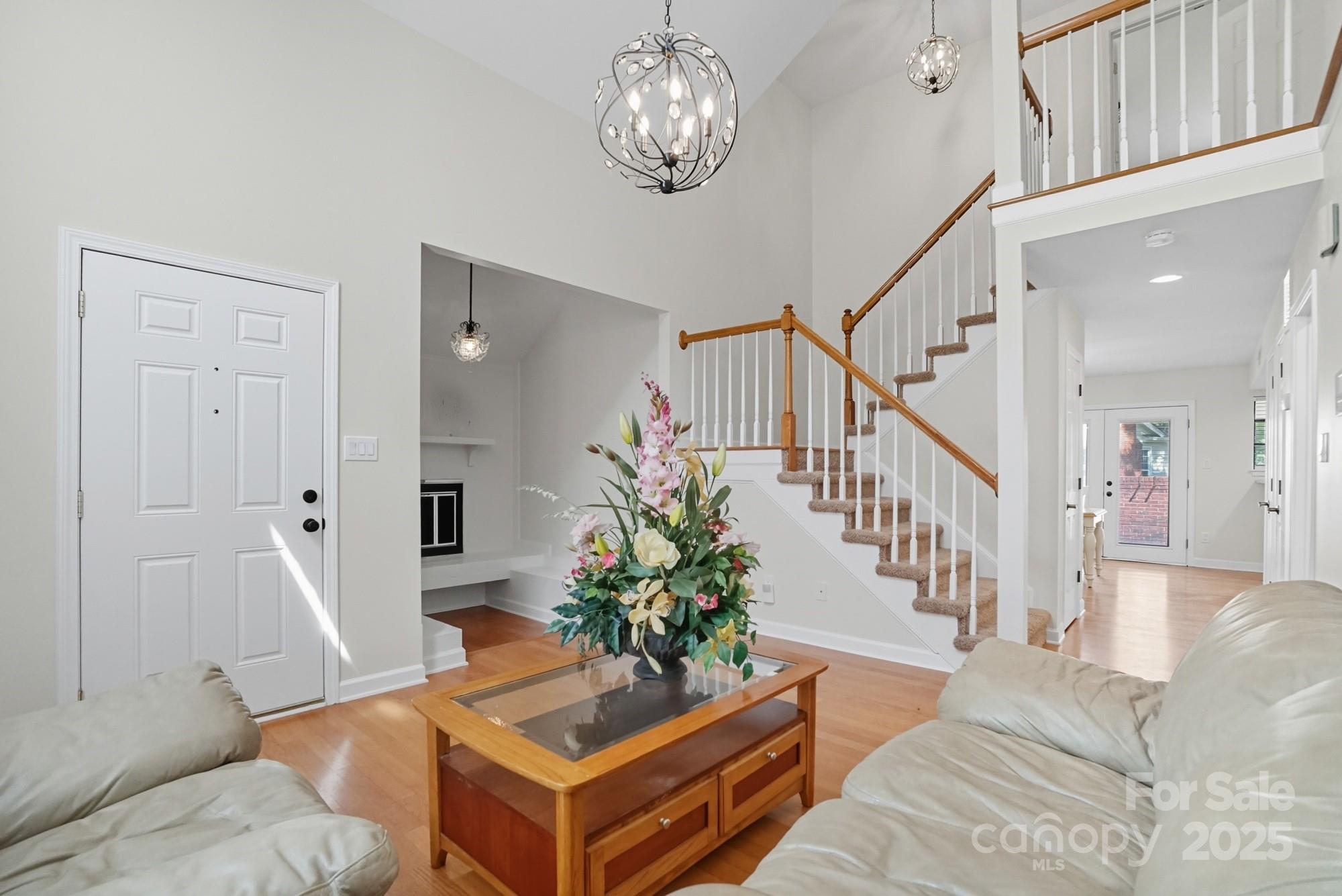 9221 N Vicksburg Park Court Property Photo 1