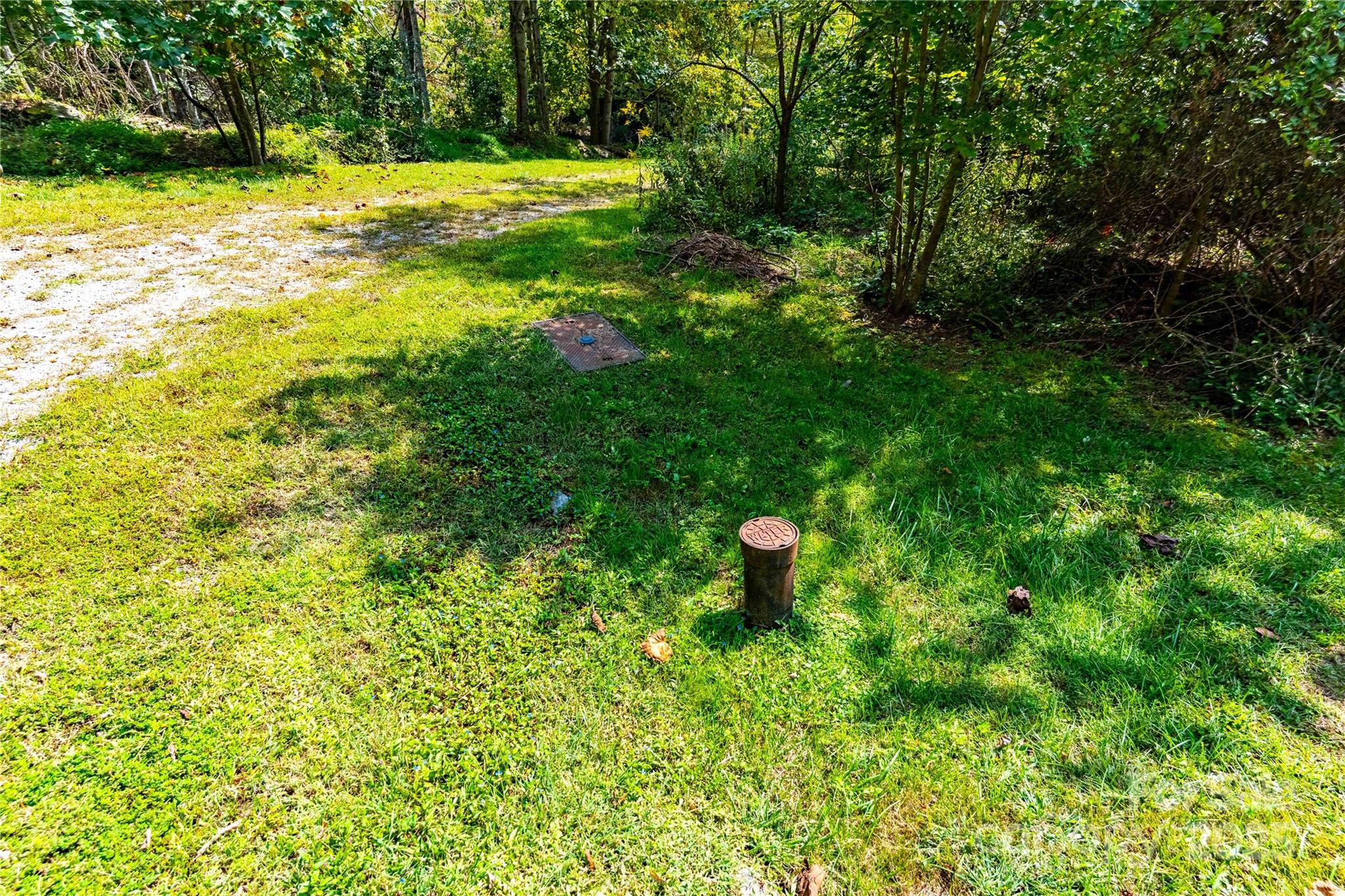 1043 Somersby Parkway Property Photo 9