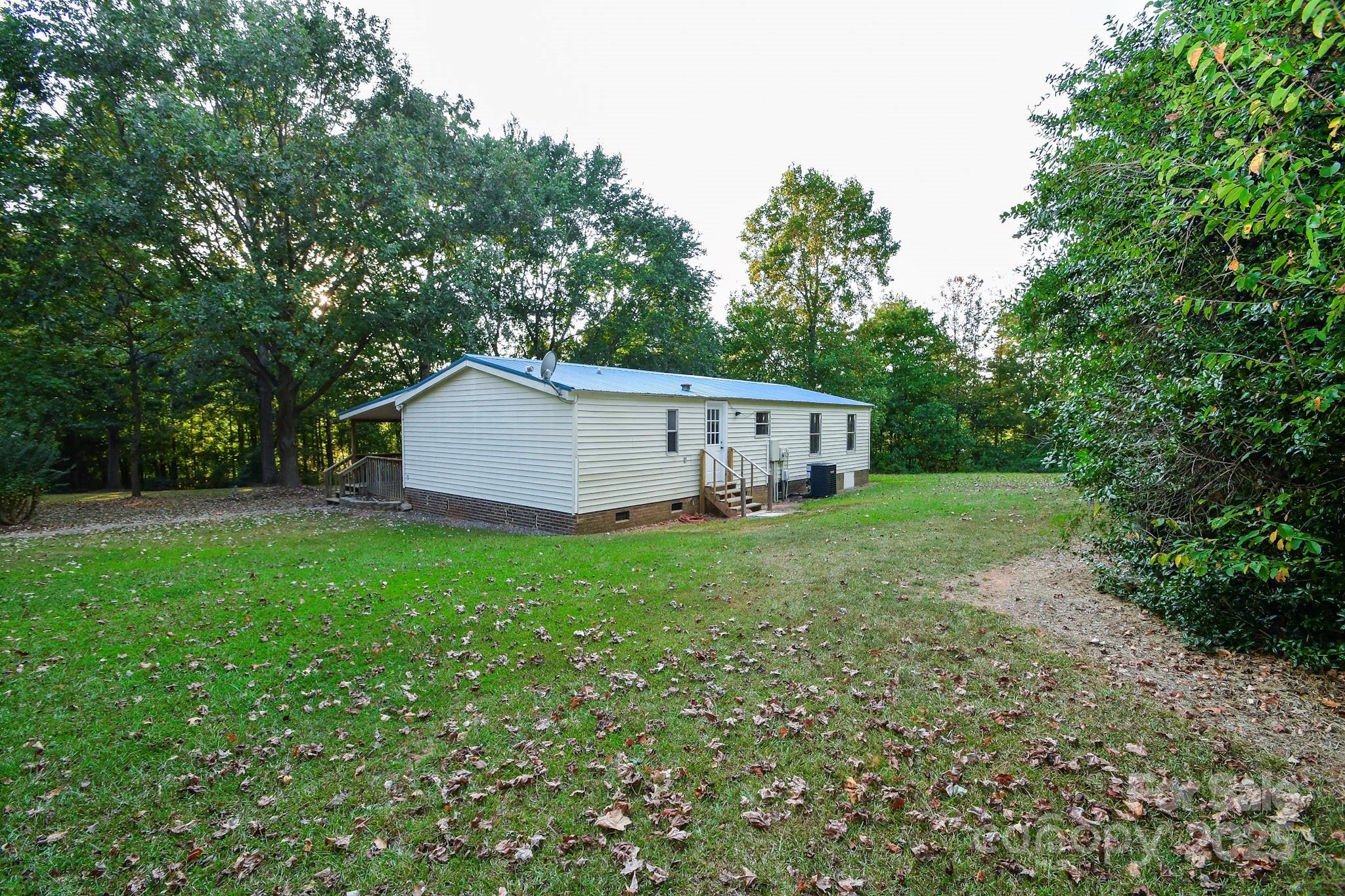 7817 Carl Polk Road Property Photo 5