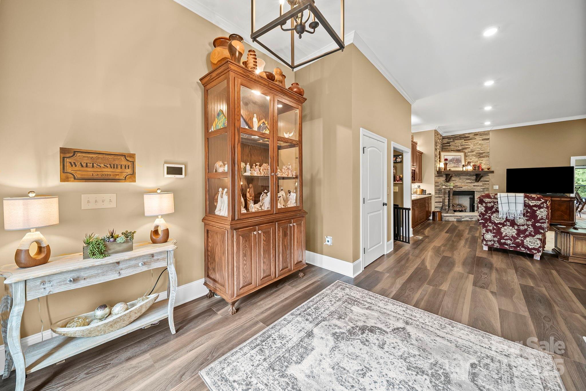 5702 And 5401 Army Road Property Photo 8