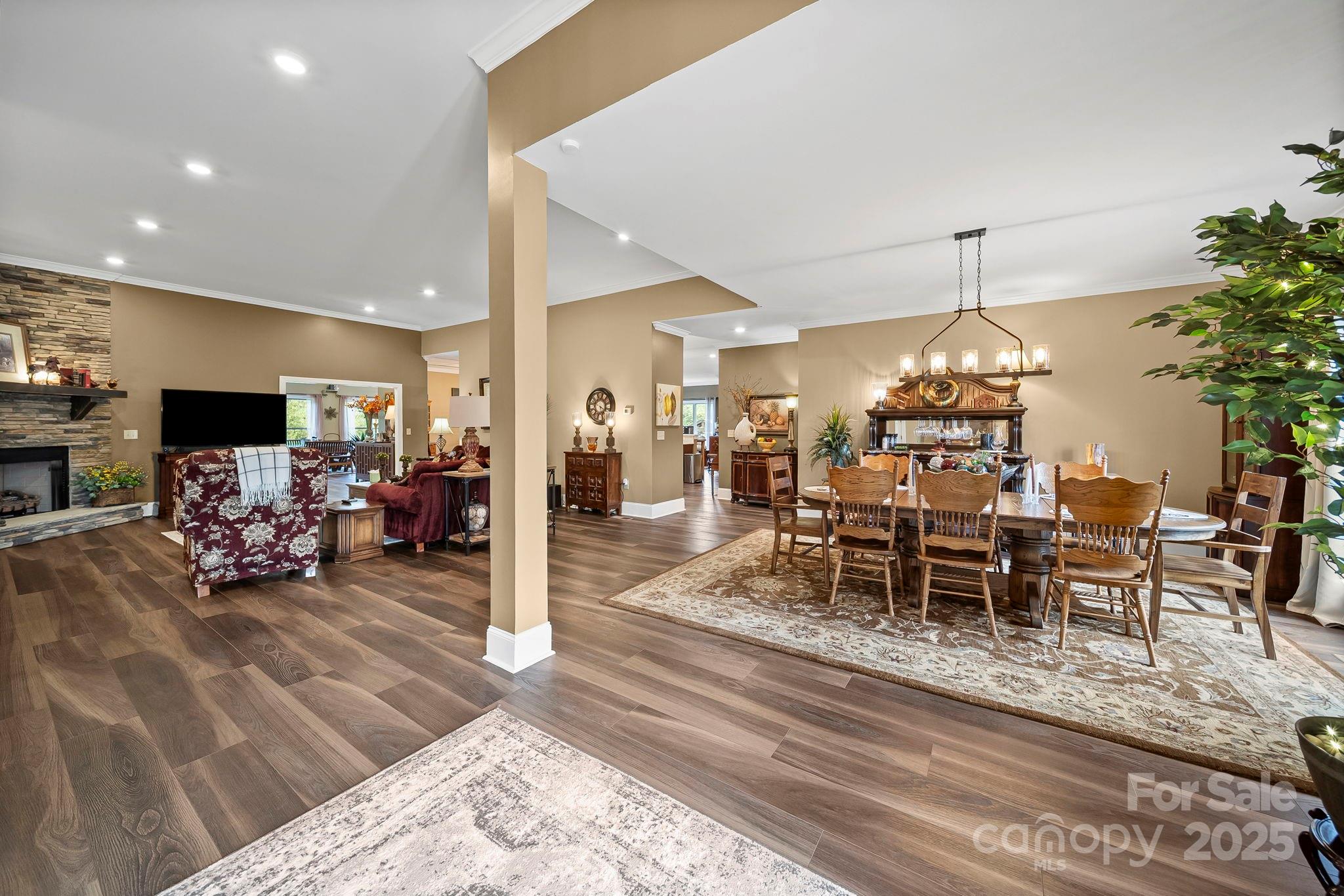 5702 And 5401 Army Road Property Photo 9