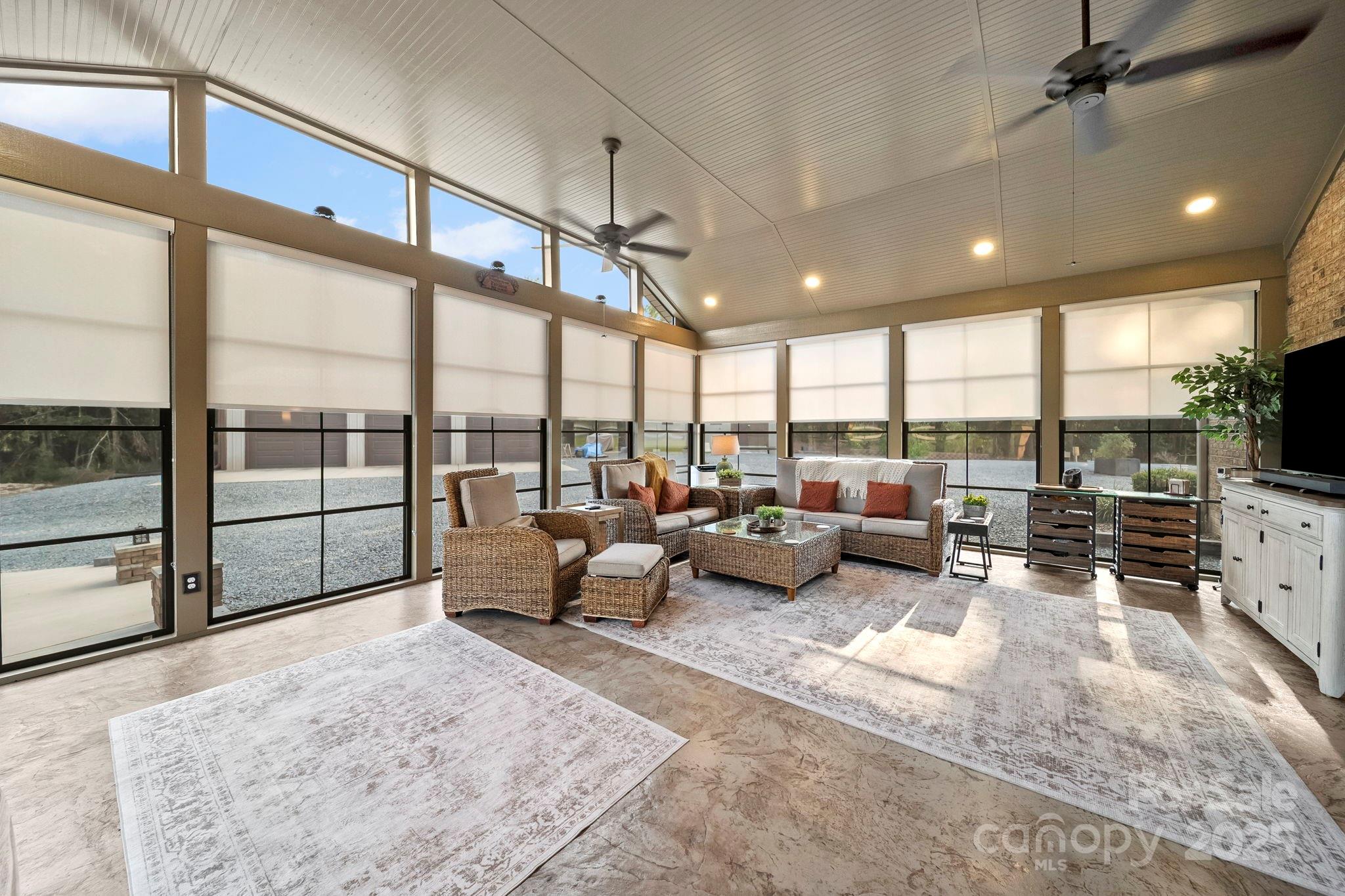 5702 And 5401 Army Road Property Photo 42