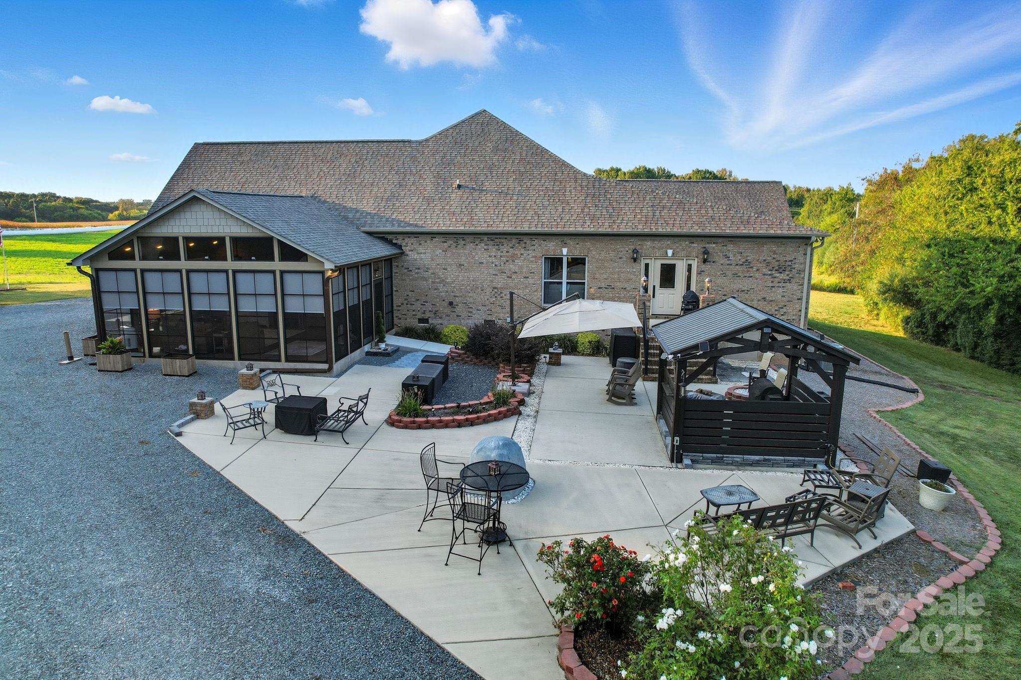 5702 And 5401 Army Road Property Photo 44