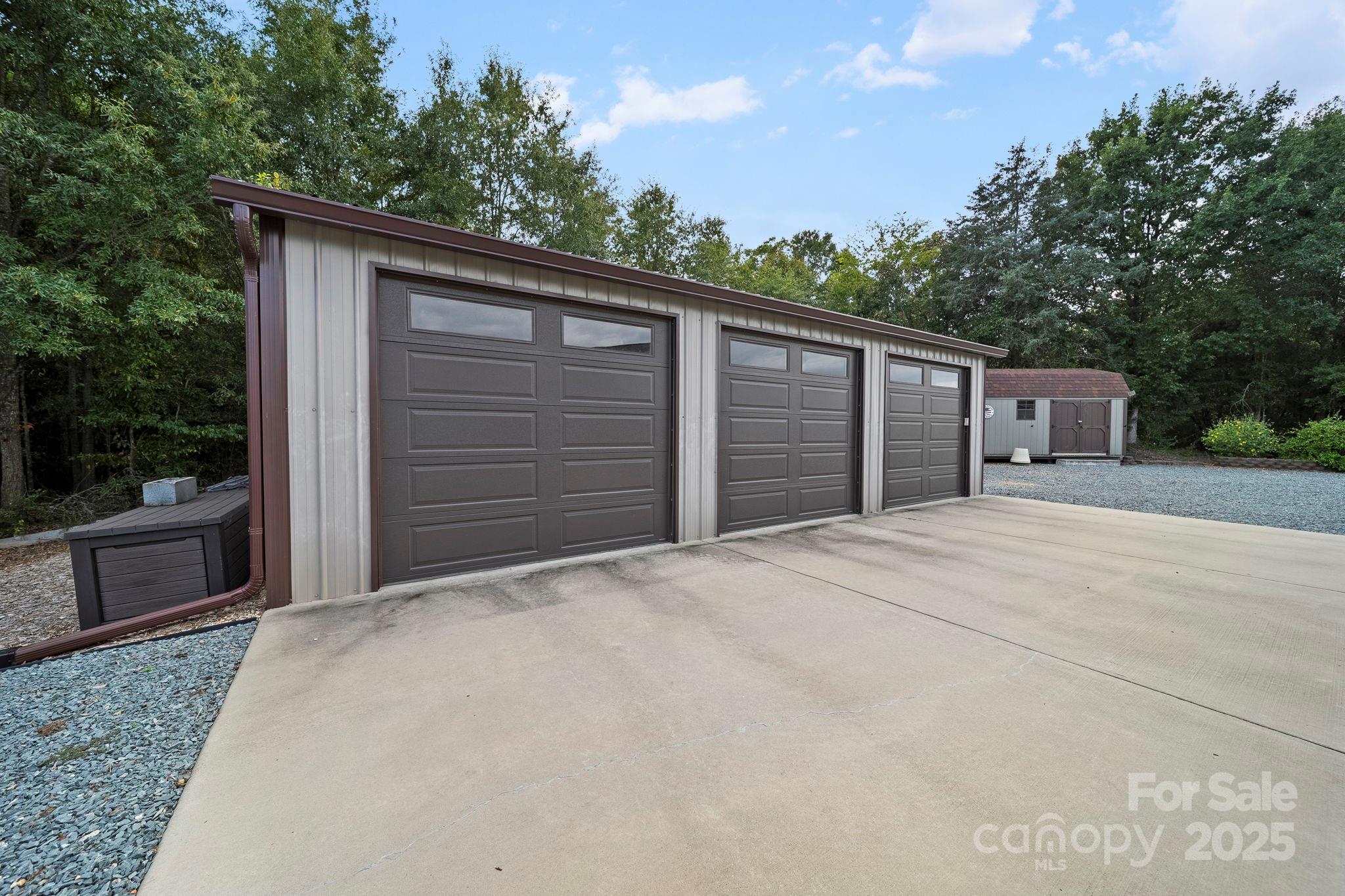 5702 And 5401 Army Road Property Photo 47