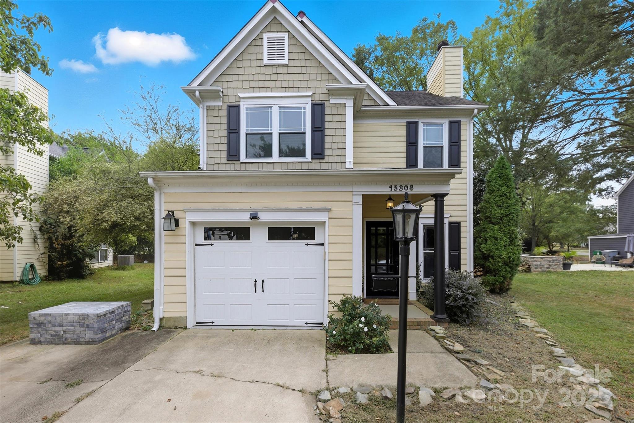 13308 Bolingbrook Lane Property Photo 1