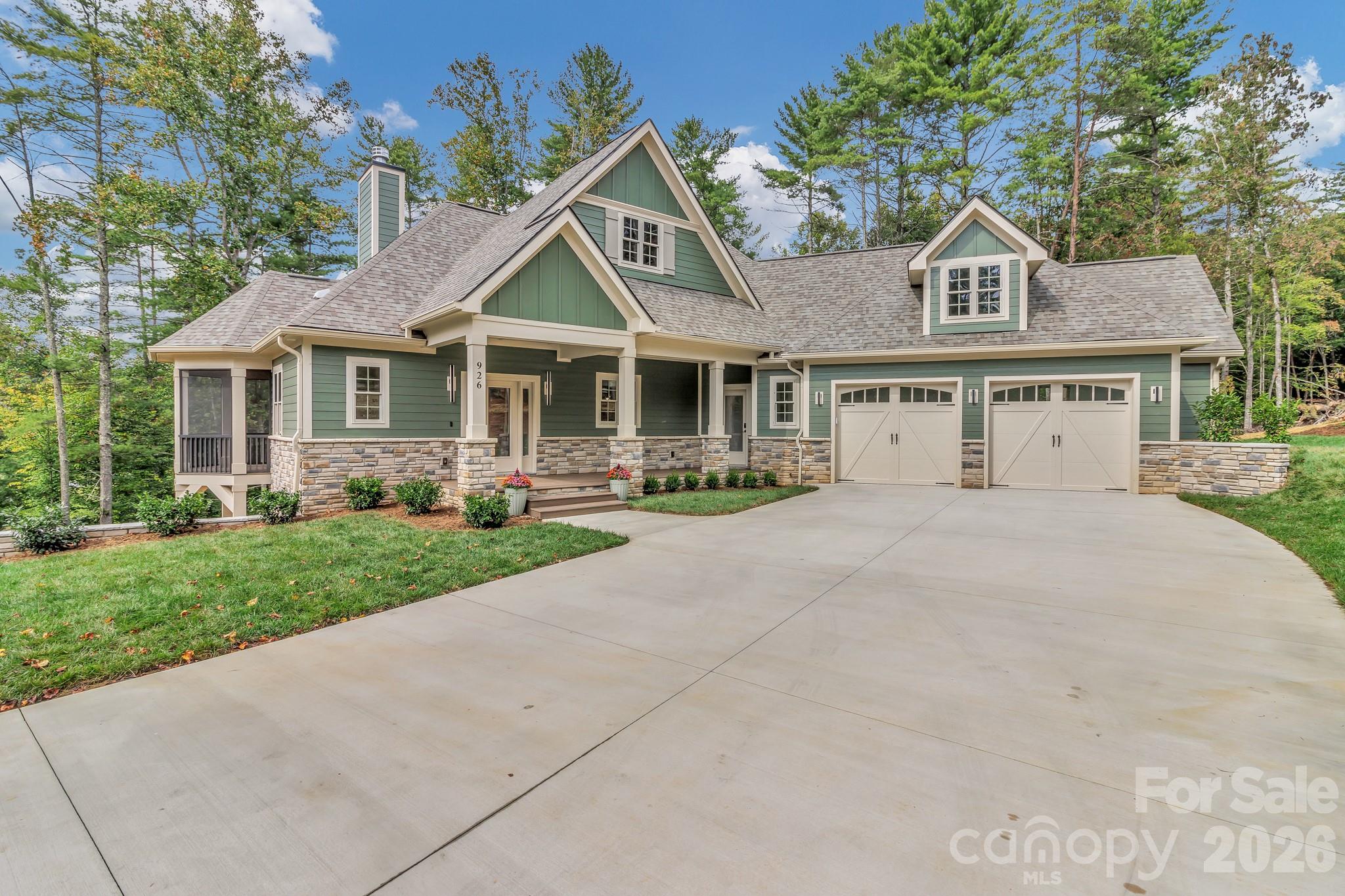 926 Settlers Trail Property Photo 1