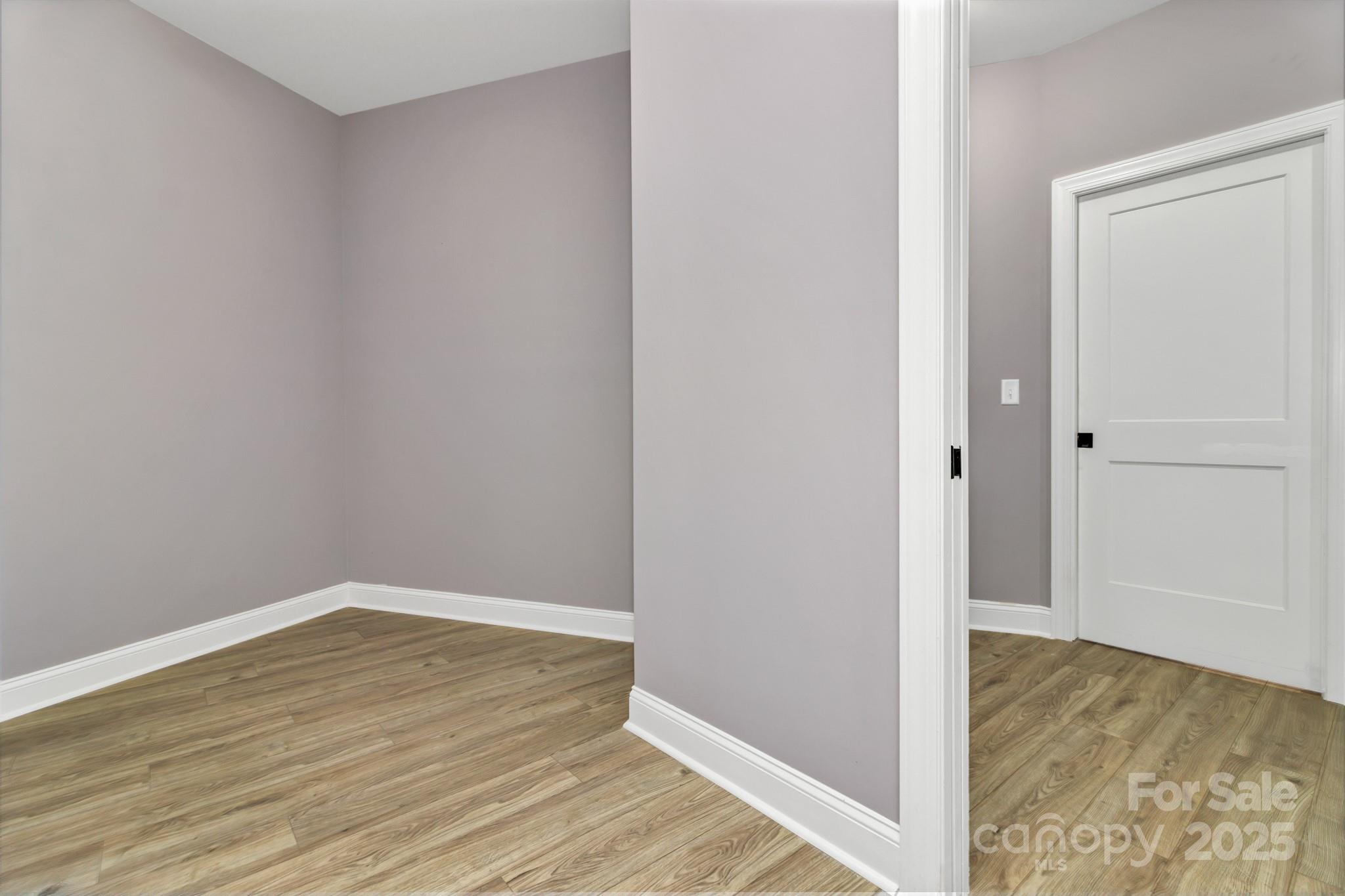 926 Settlers Trail Property Photo 39