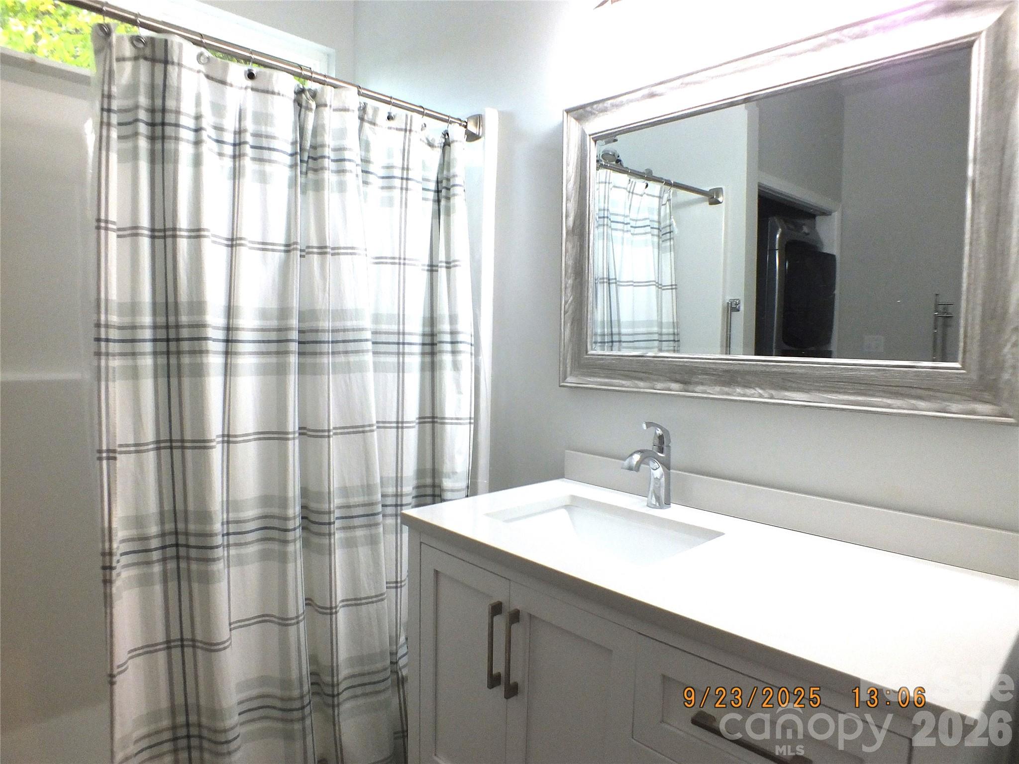 408 Whispering Winds Road Property Photo 15