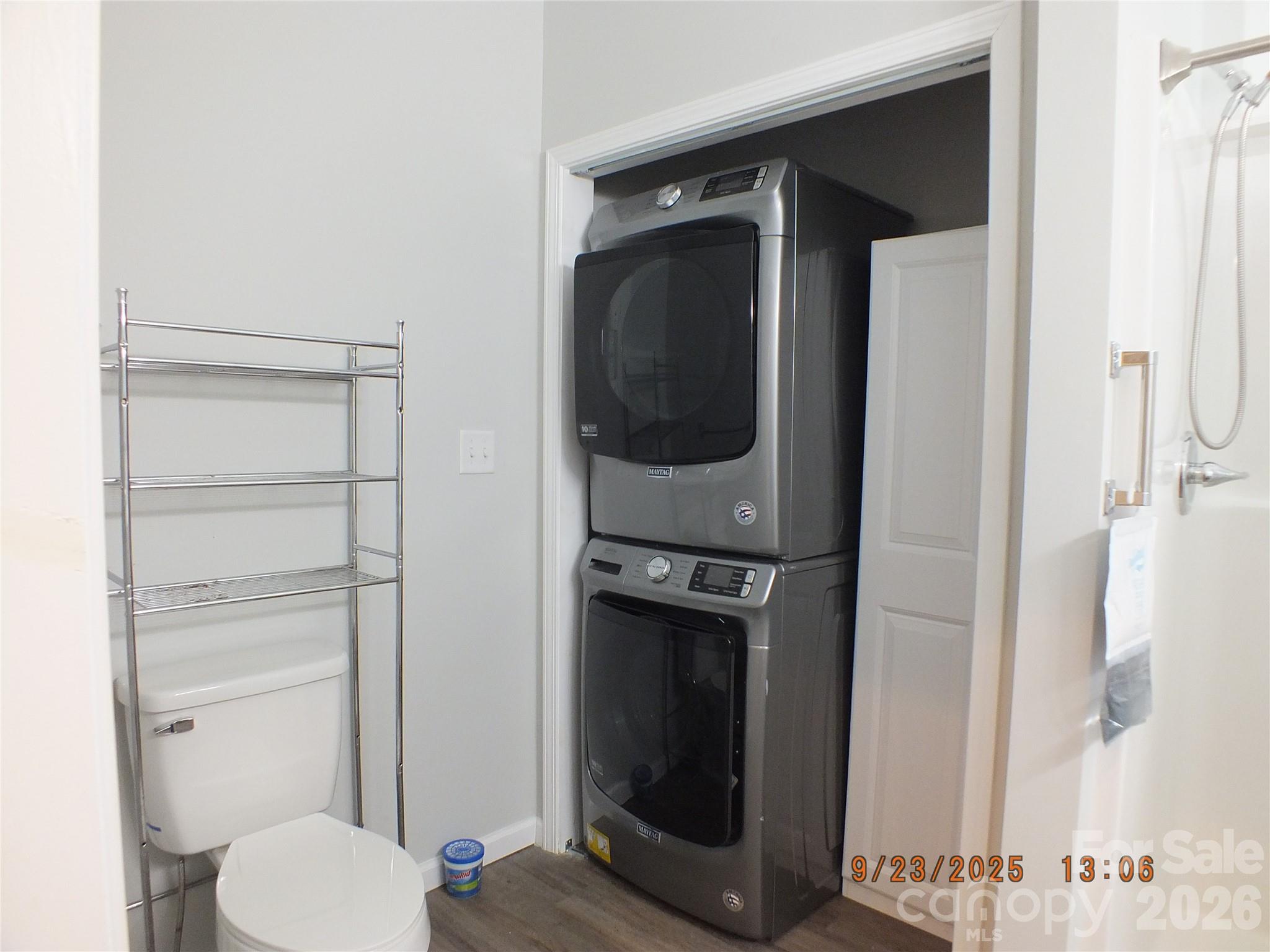 408 Whispering Winds Road Property Photo 16