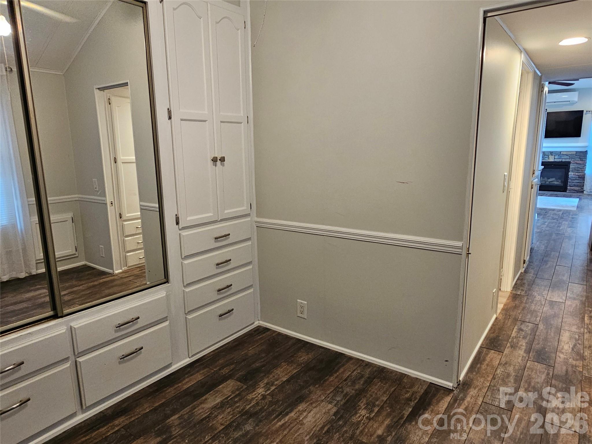 408 Whispering Winds Road Property Photo 18