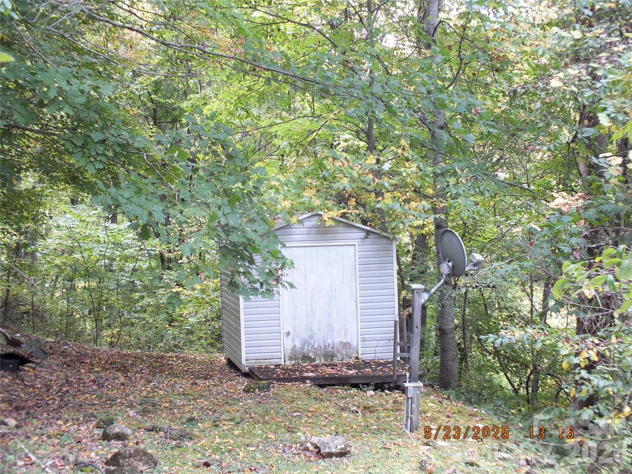 408 Whispering Winds Road Property Photo 31