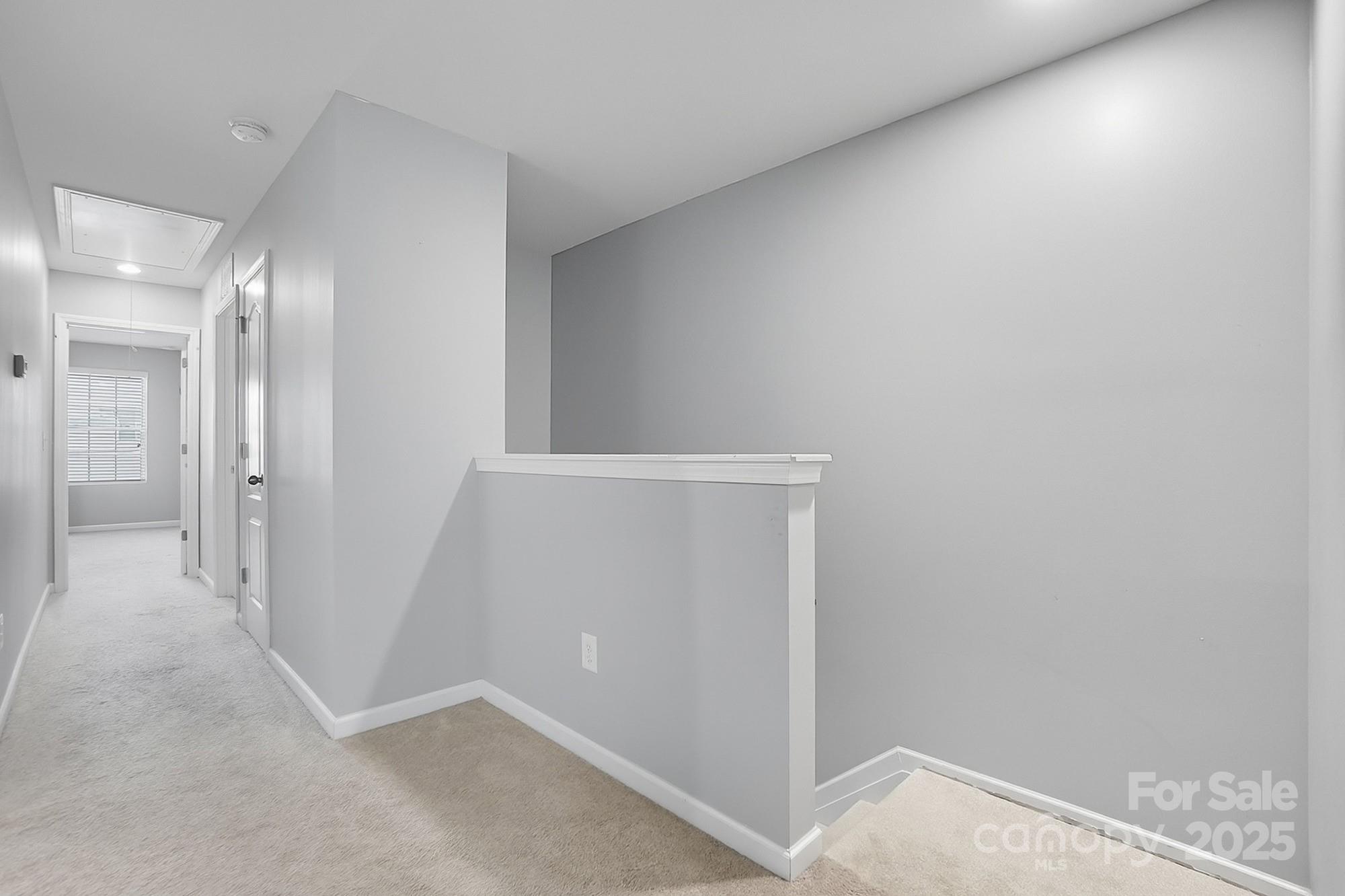 3033 Honeylocust Lane Property Photo 21