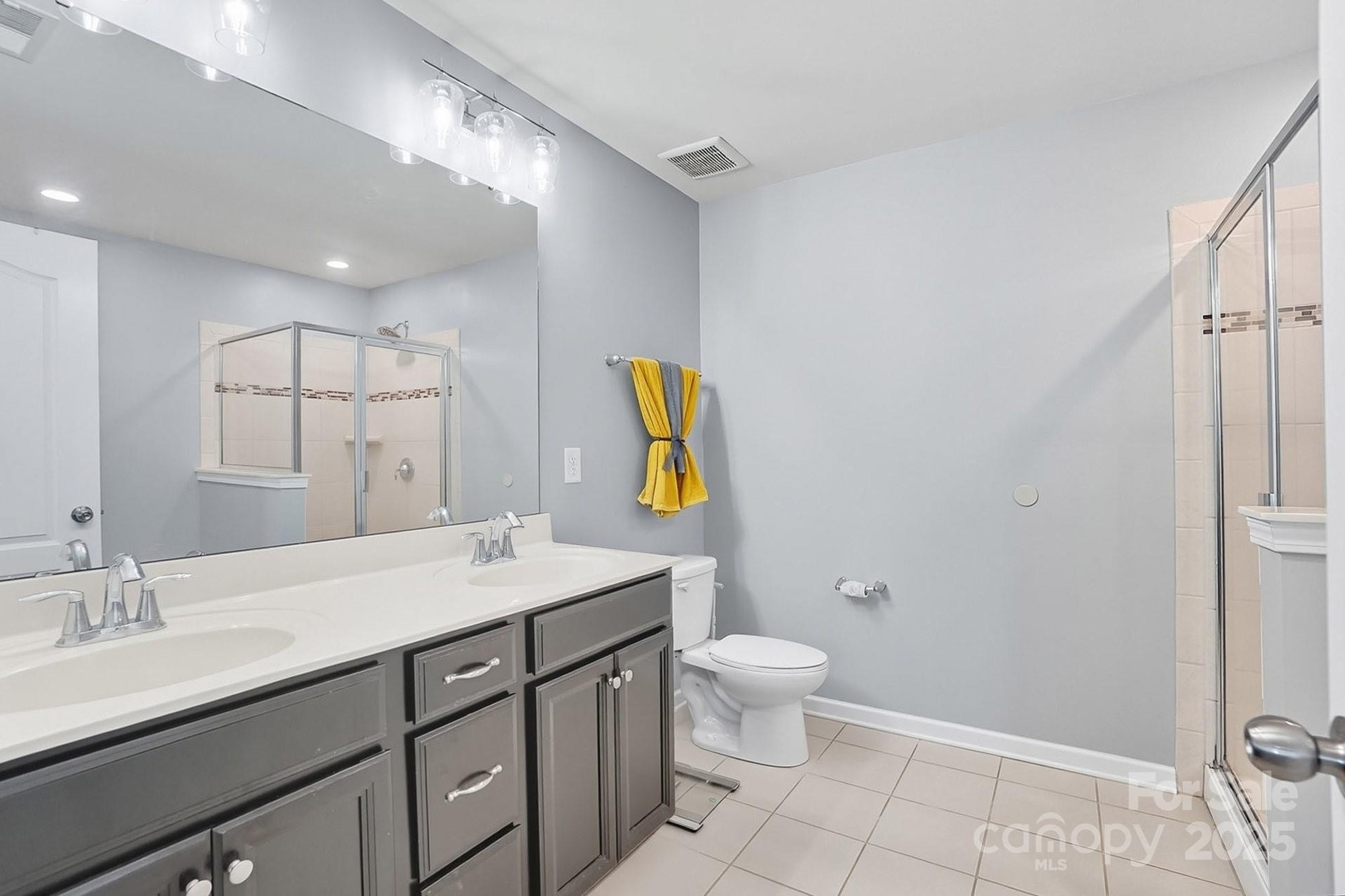 3033 Honeylocust Lane Property Photo 25