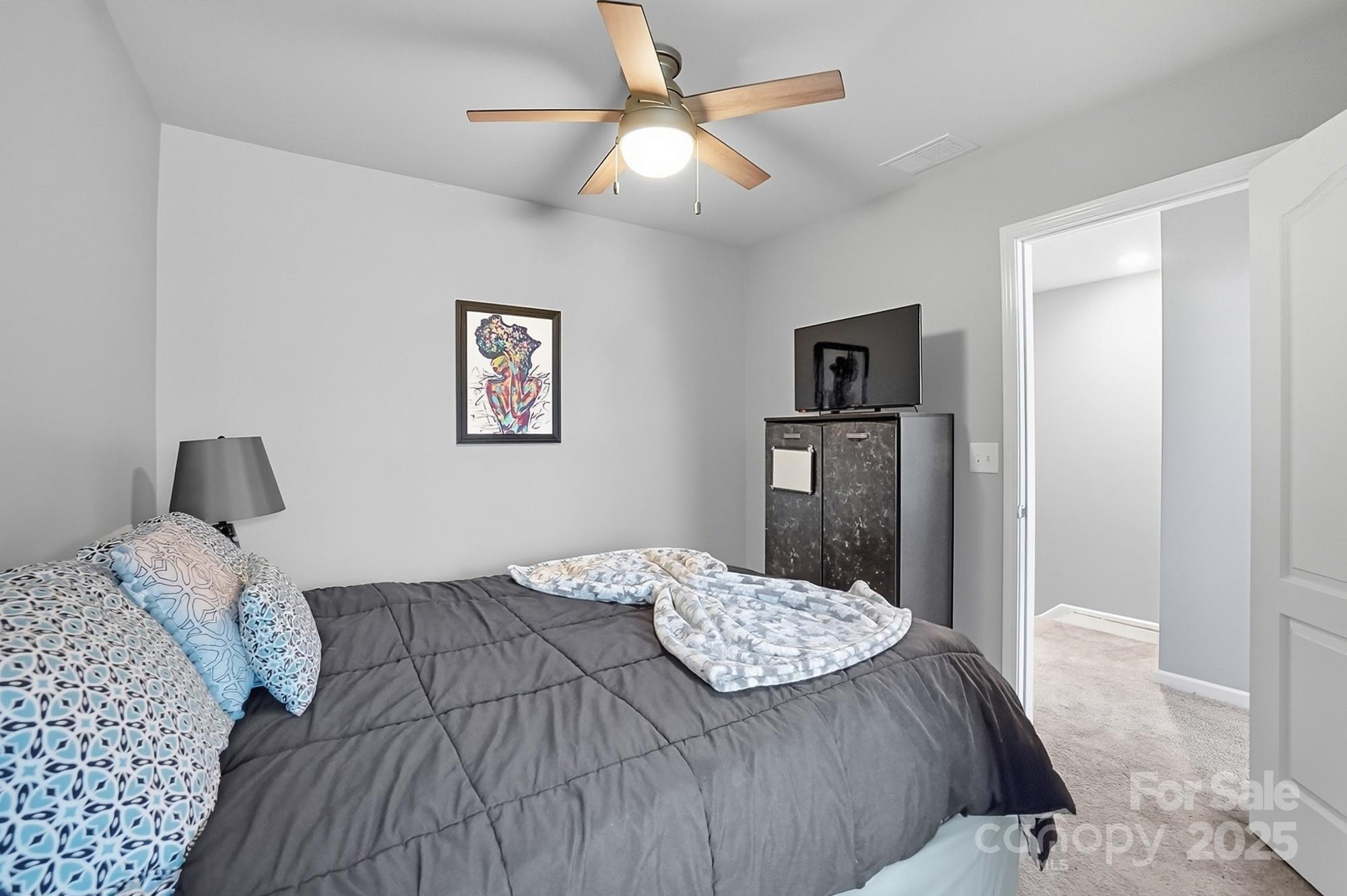 3033 Honeylocust Lane Property Photo 32