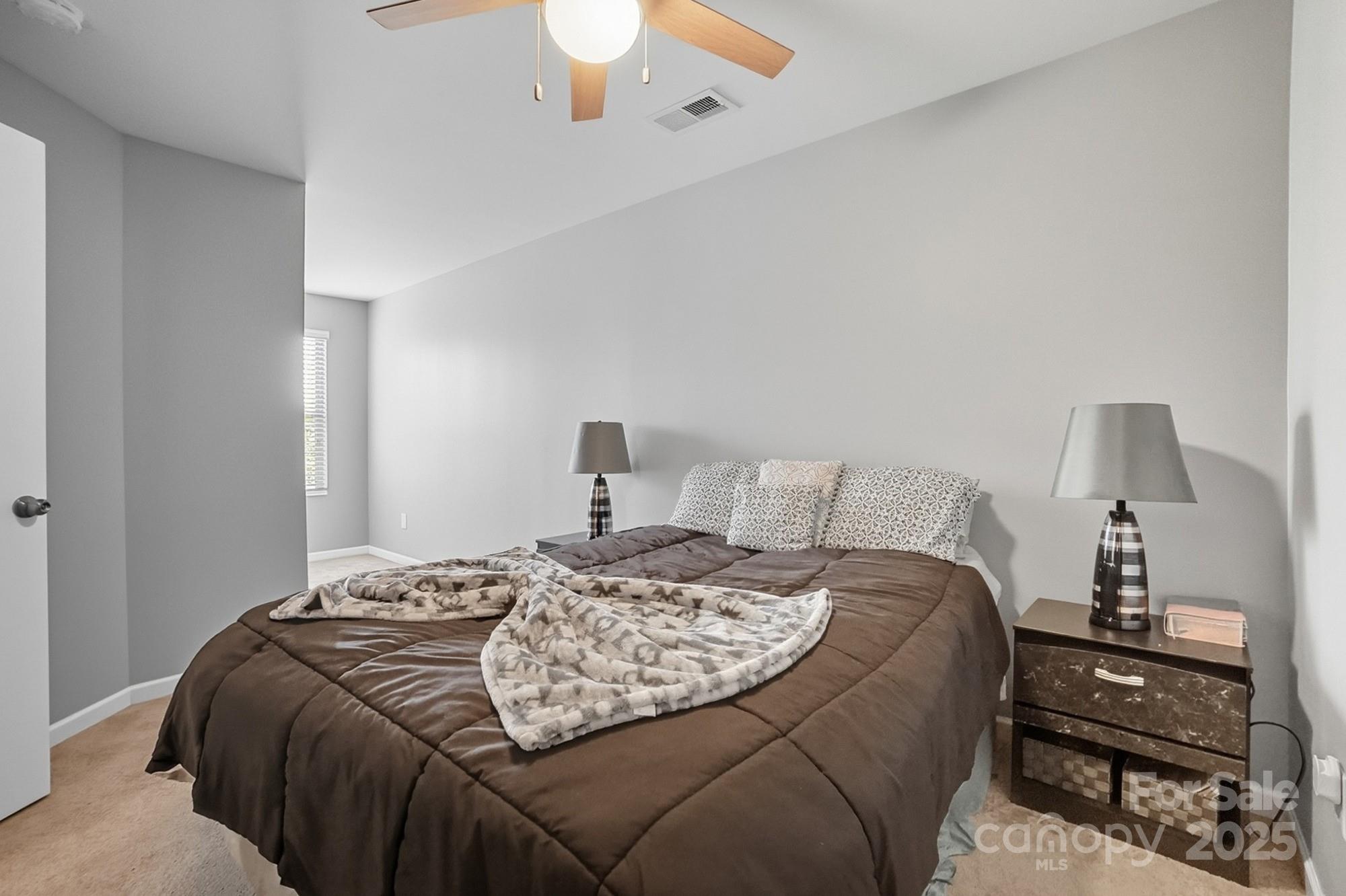 3033 Honeylocust Lane Property Photo 33