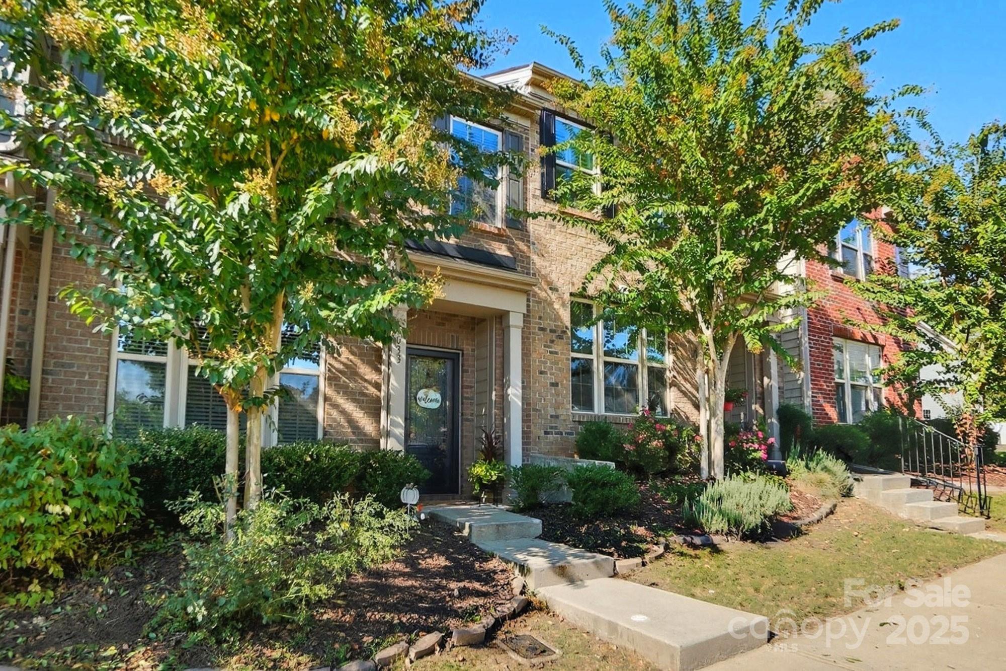 3033 Honeylocust Lane Property Photo 43