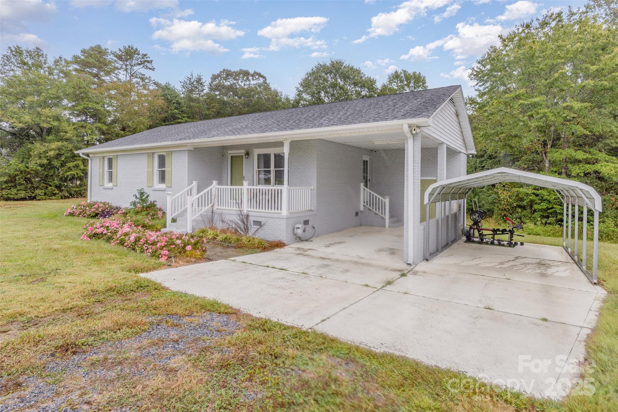 1310 Love Road Property Photo 4