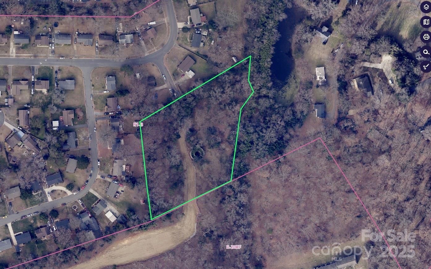 512 Farmhurst Drive Property Photo 1