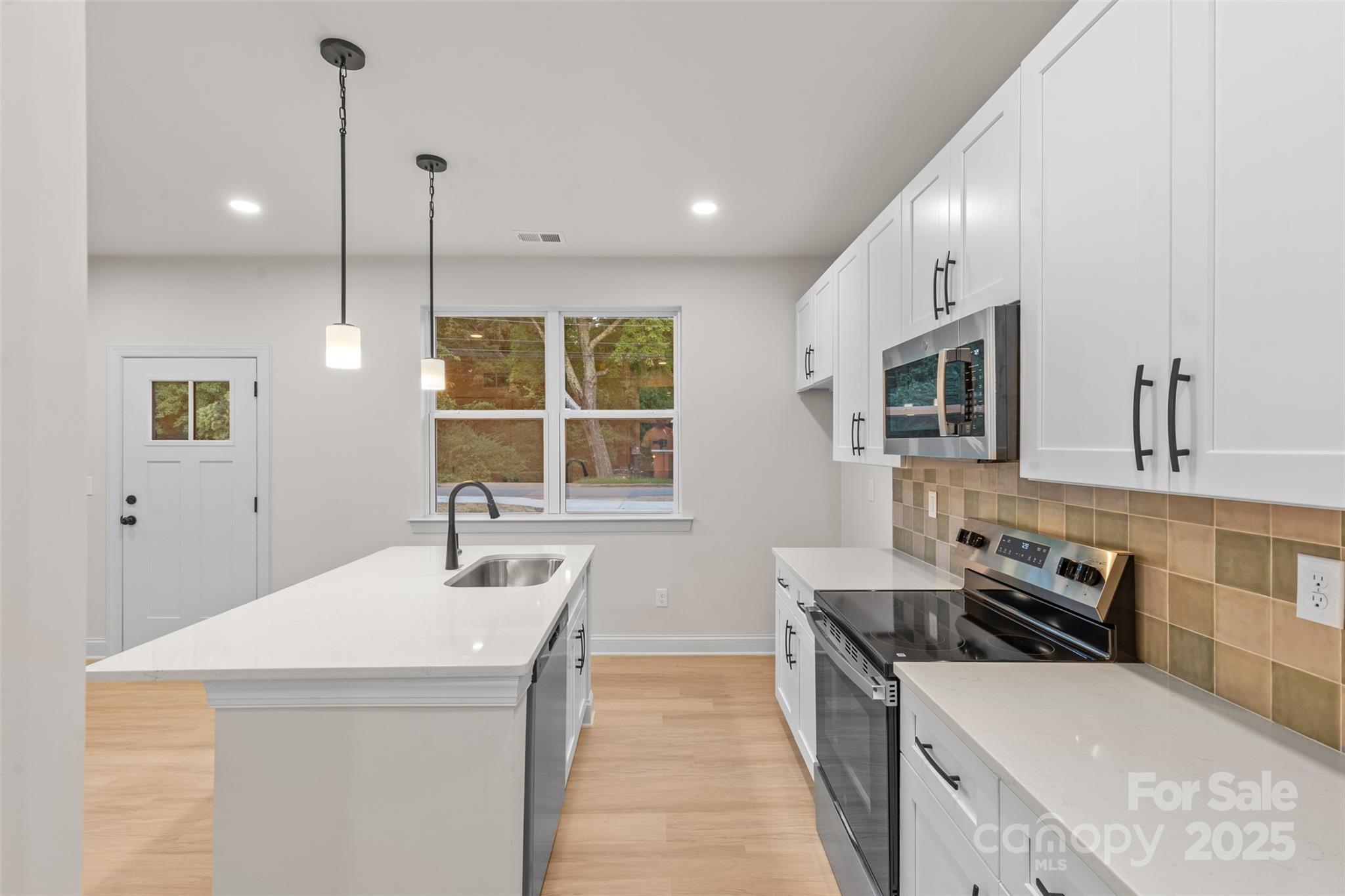 405 Winston Avenue Property Photo 10