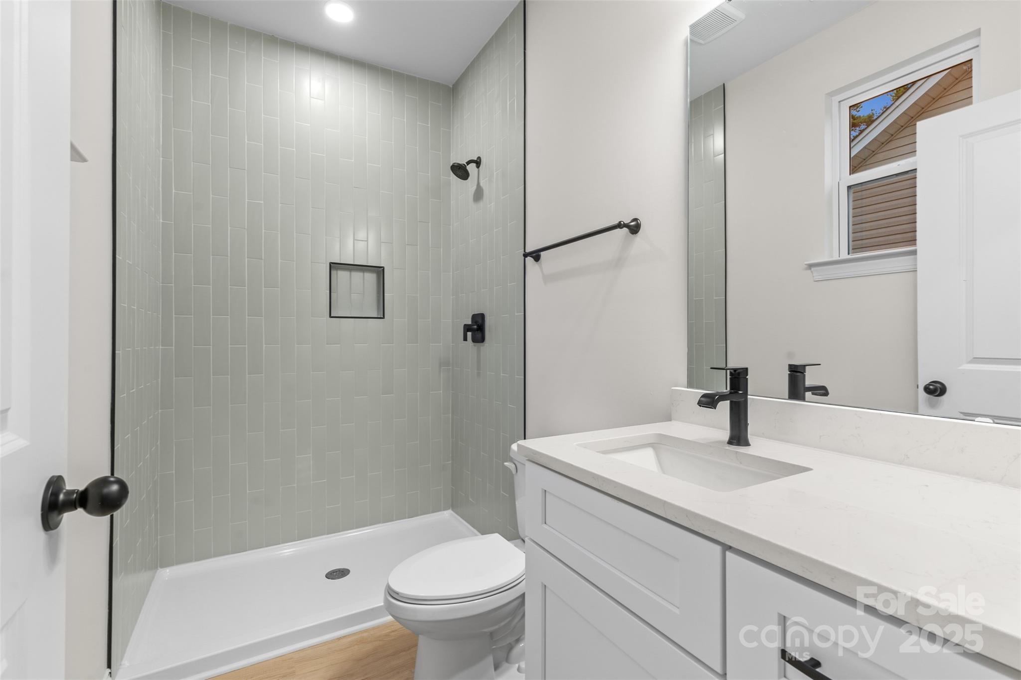 405 Winston Avenue Property Photo 16