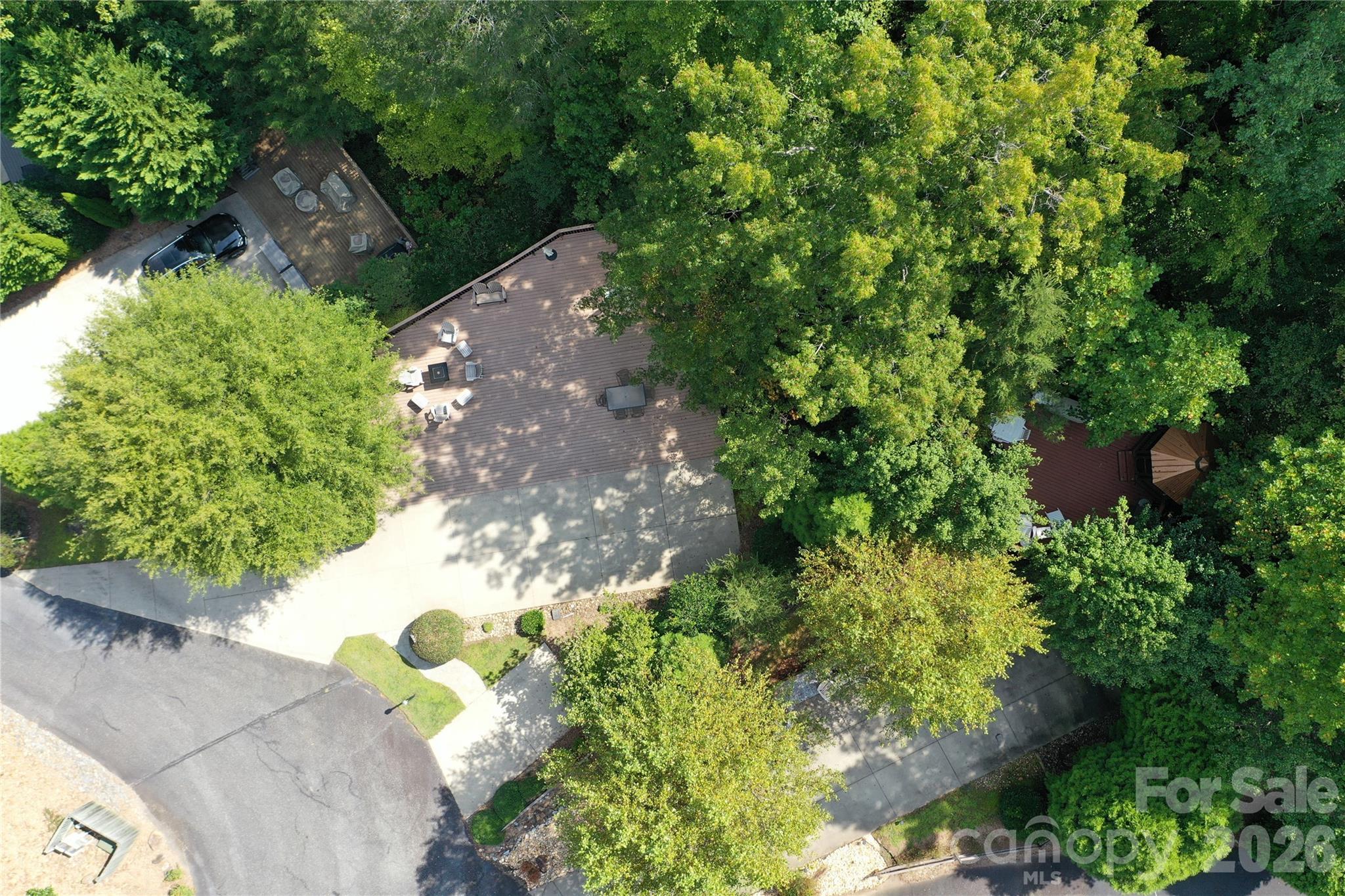 133 Cornell Circle Property Photo 8
