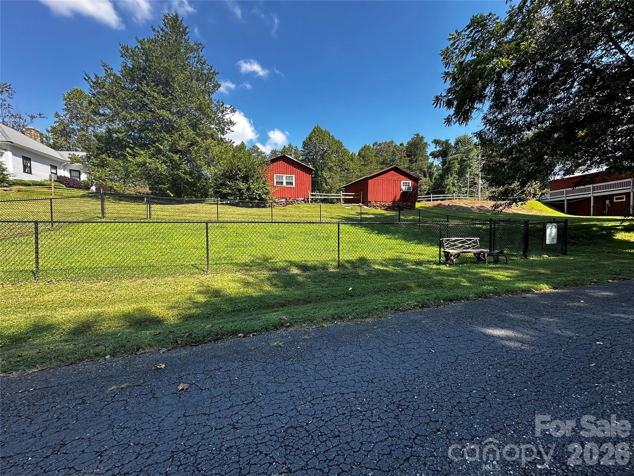 133 Cornell Circle Property Photo 25