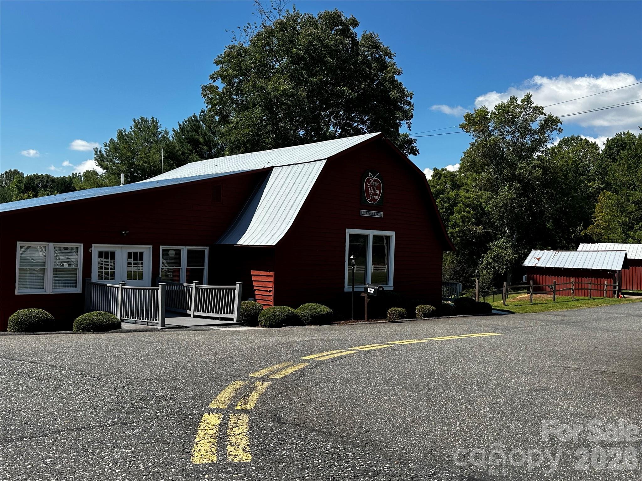 133 Cornell Circle Property Photo 26