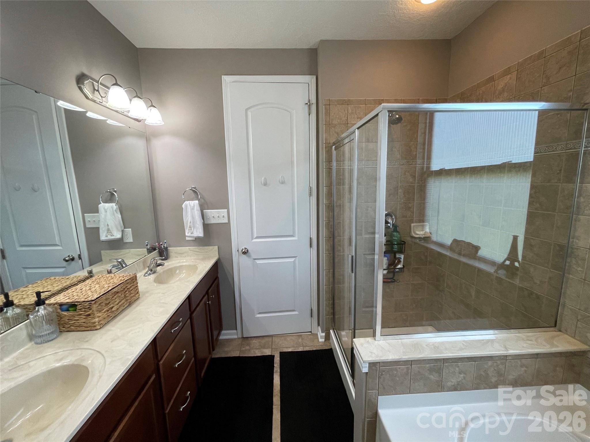 308 Tall Wheat Lane Property Photo 18