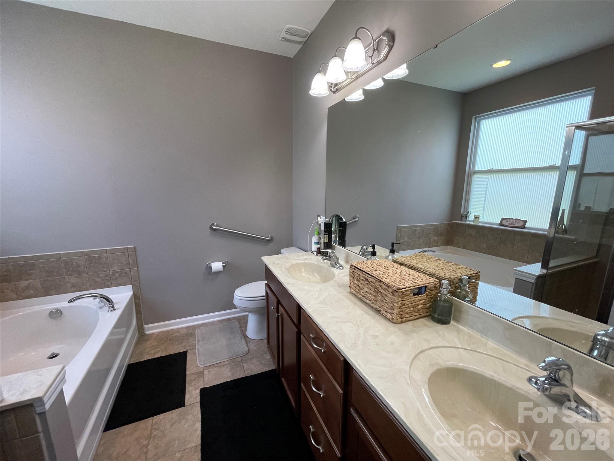 308 Tall Wheat Lane Property Photo 19