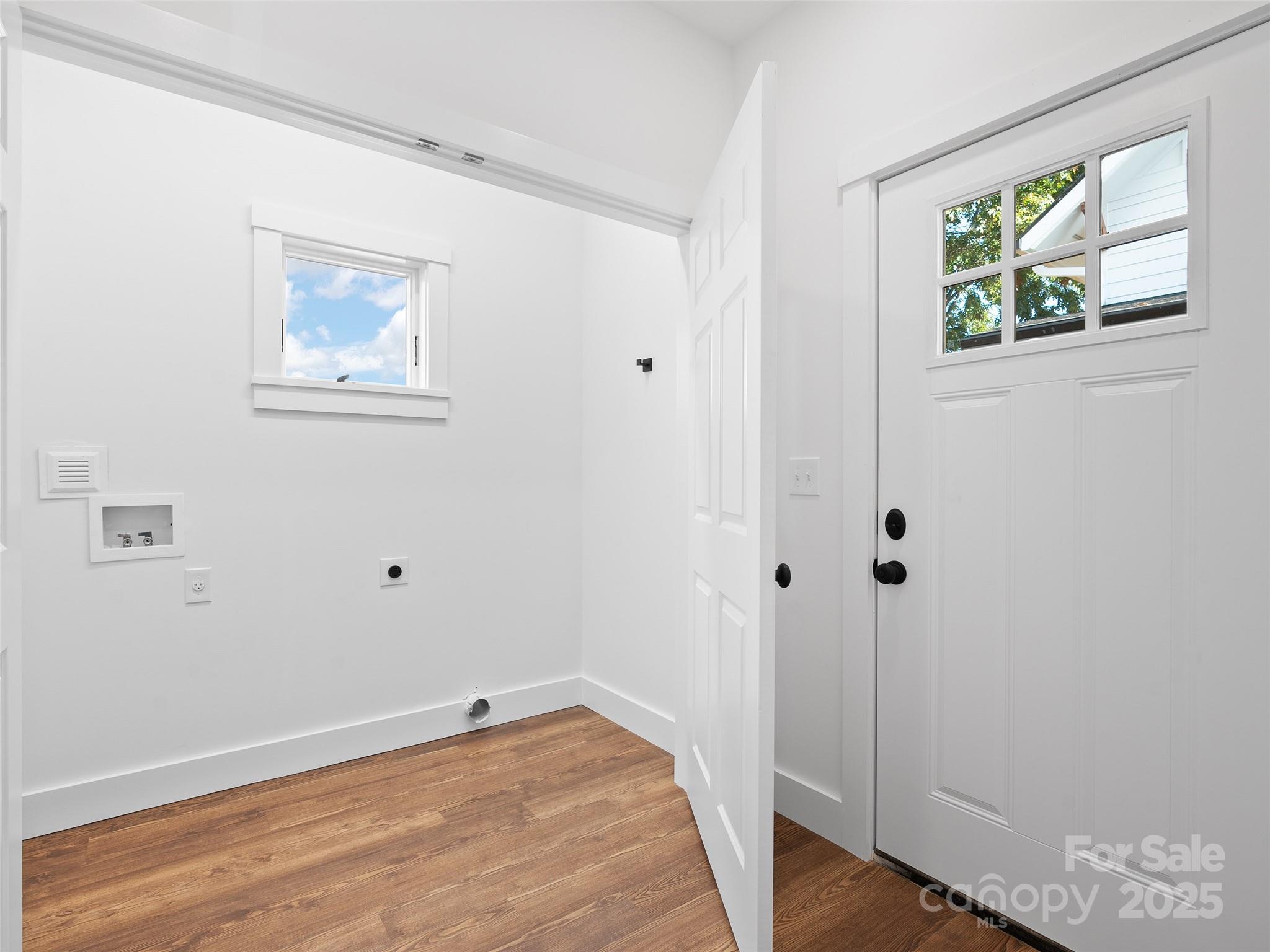 11 Riemar Lane Property Photo 10