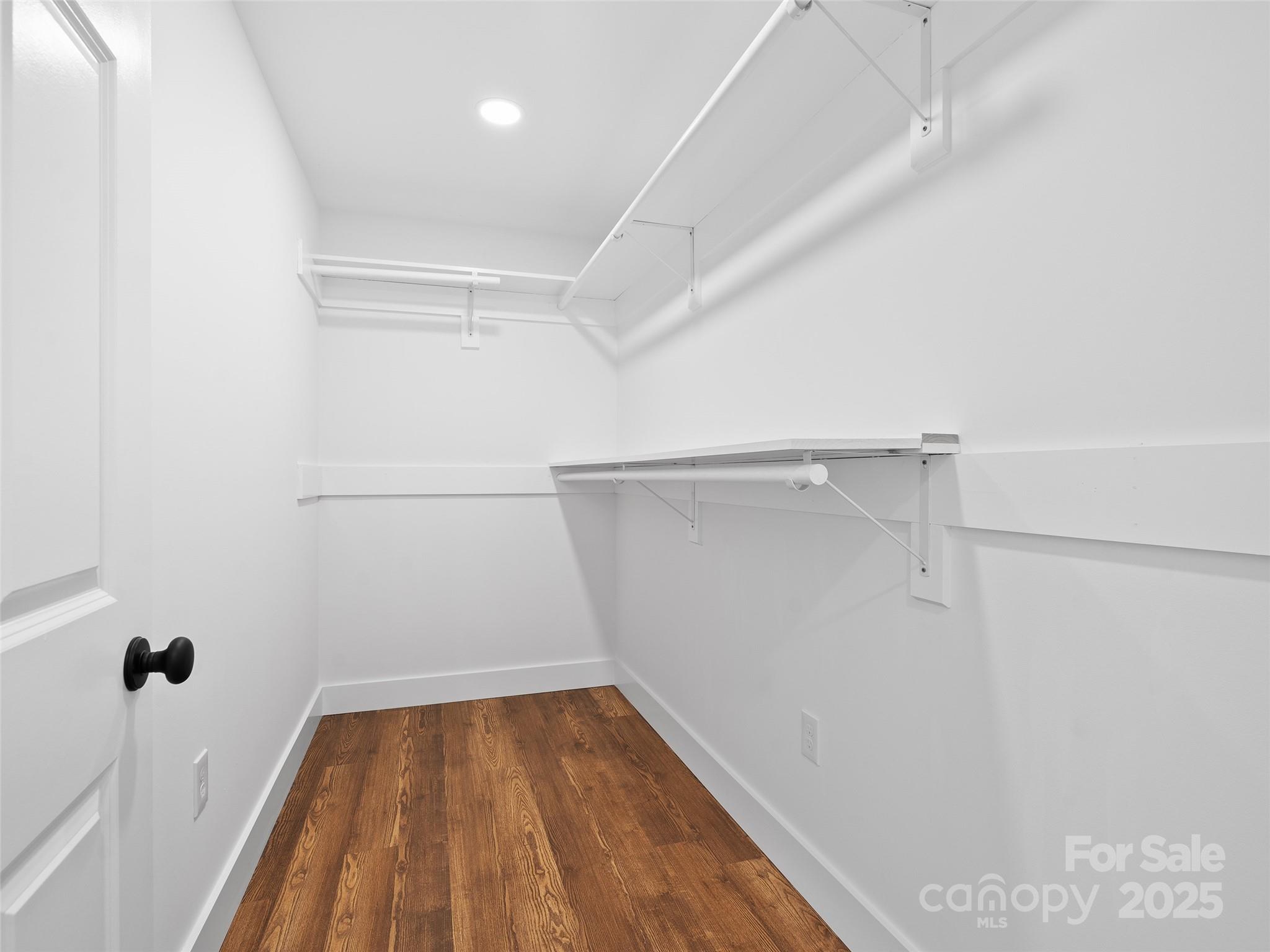 11 Riemar Lane Property Photo 17