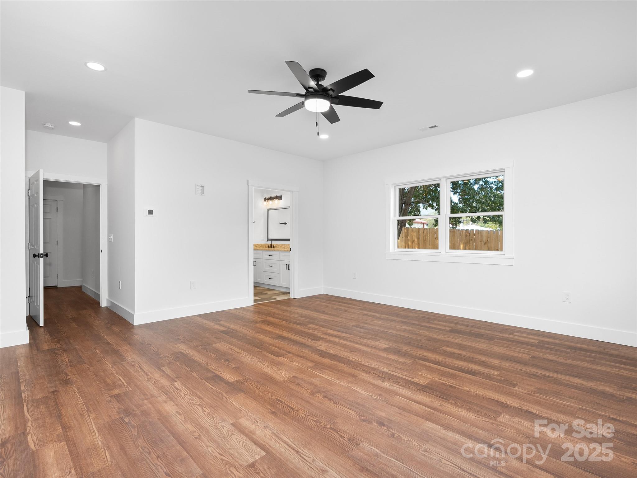 15 Riemar Lane Property Photo 17