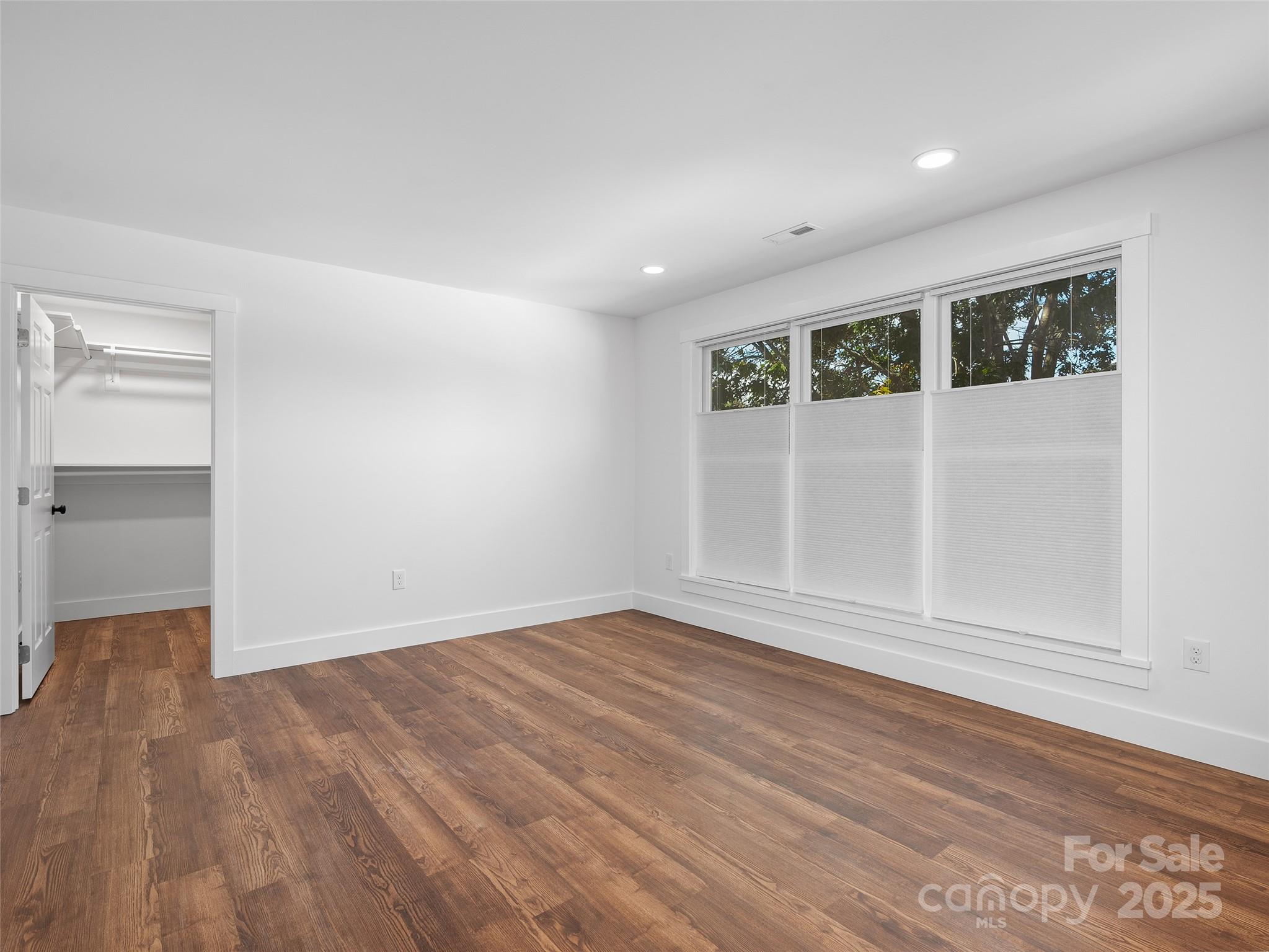 15 Riemar Lane Property Photo 25
